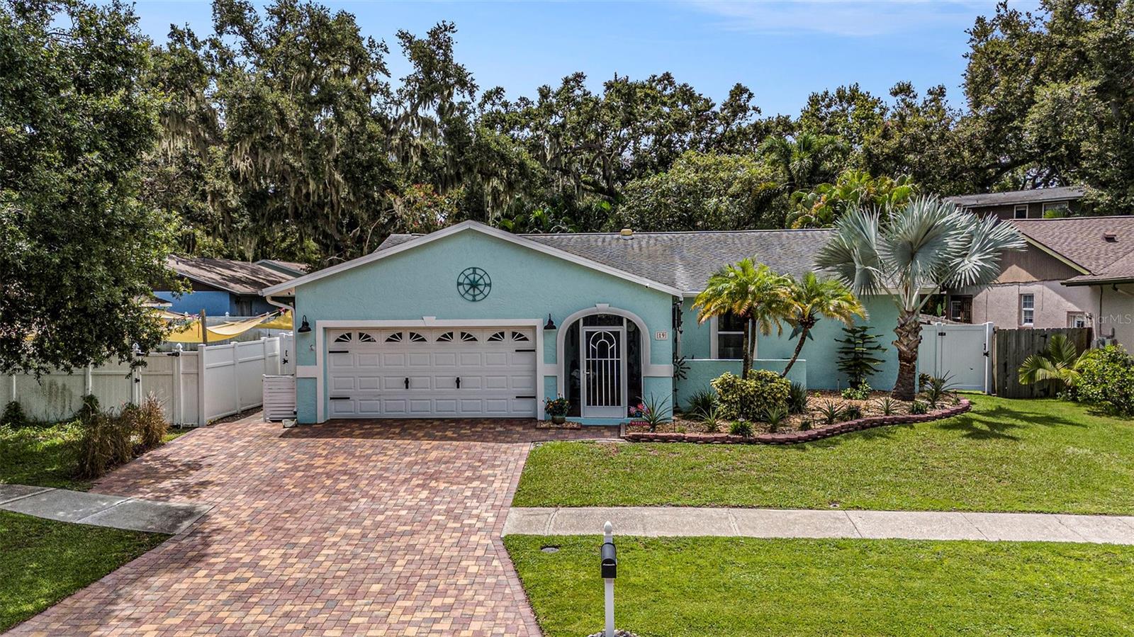 19 HARBOR OAKS CIRCLE
