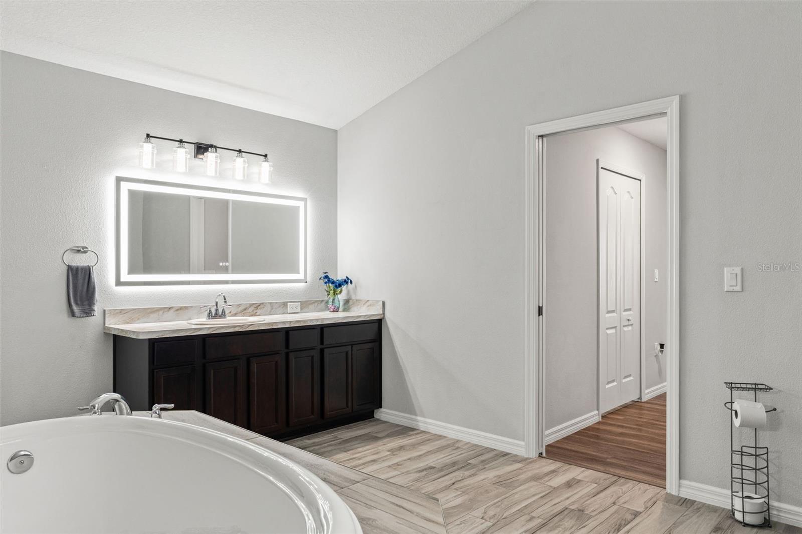 ROYAL HIGHLANDS UNIT 9 (3400) - Residential