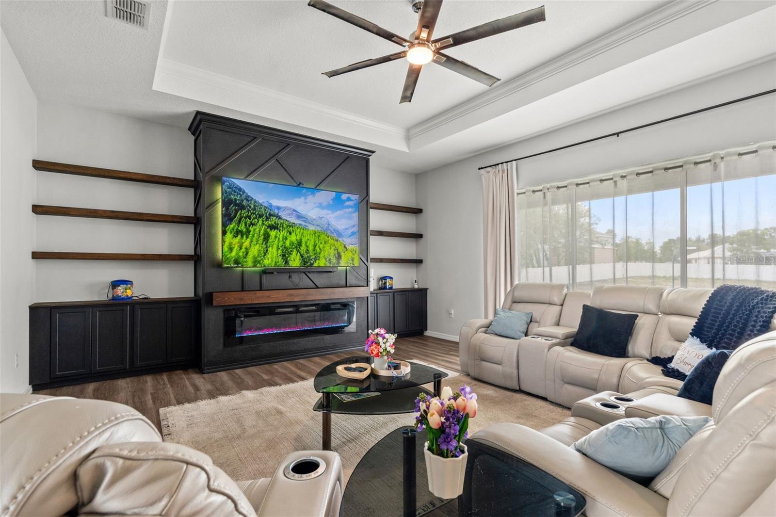 ROYAL HIGHLANDS UNIT 9 (3400) - Residential