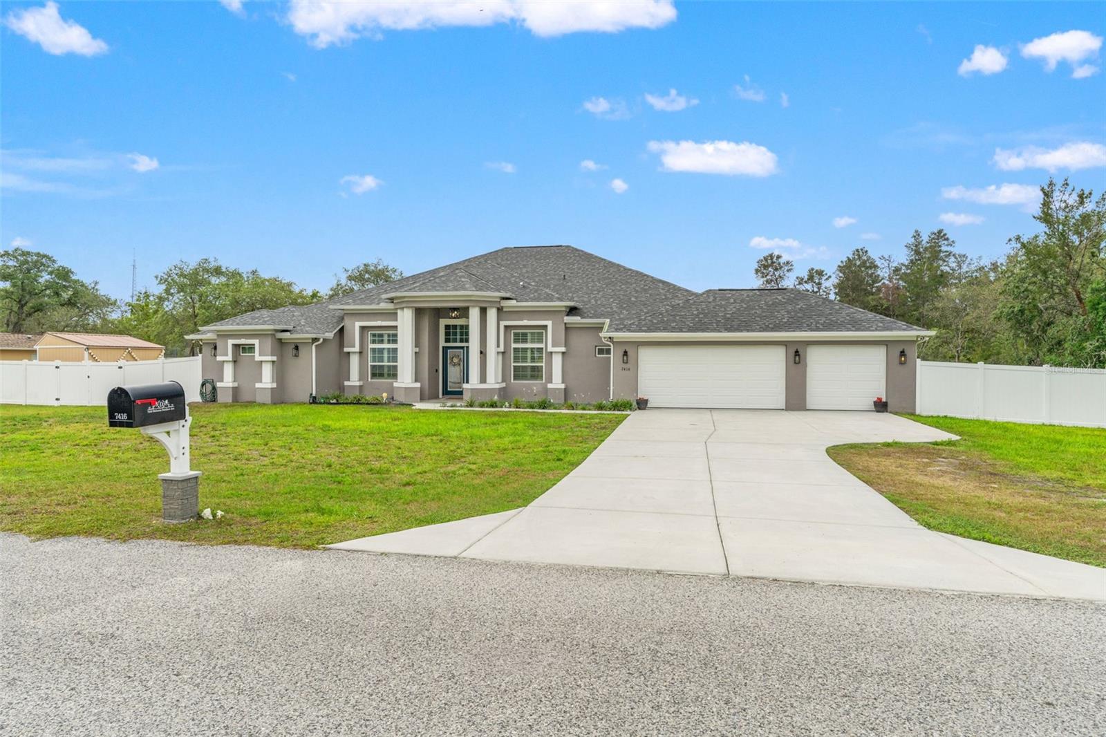 ROYAL HIGHLANDS UNIT 9 (3400) - Residential