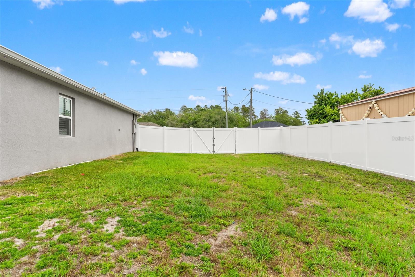 ROYAL HIGHLANDS UNIT 9 (3400) - Residential