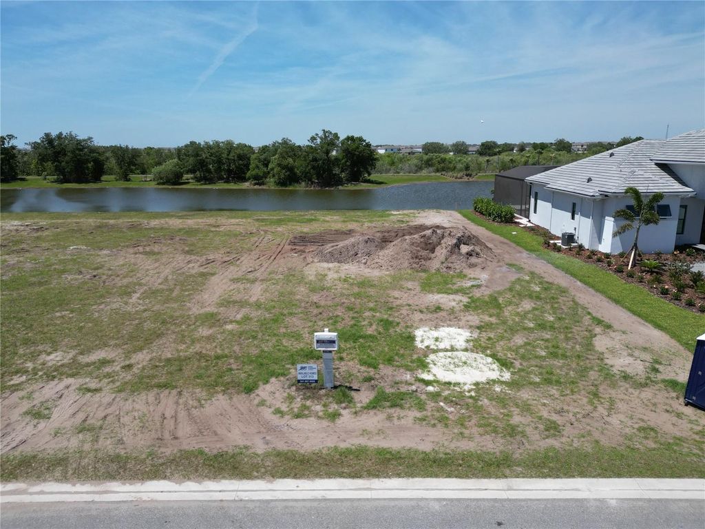 Photo of 4026 Butte Trail, Bradenton, FL 34211 (MLS # A4606190)