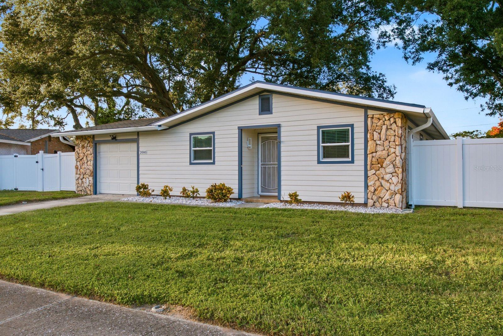 2080 BUTTERNUT CIRCLE