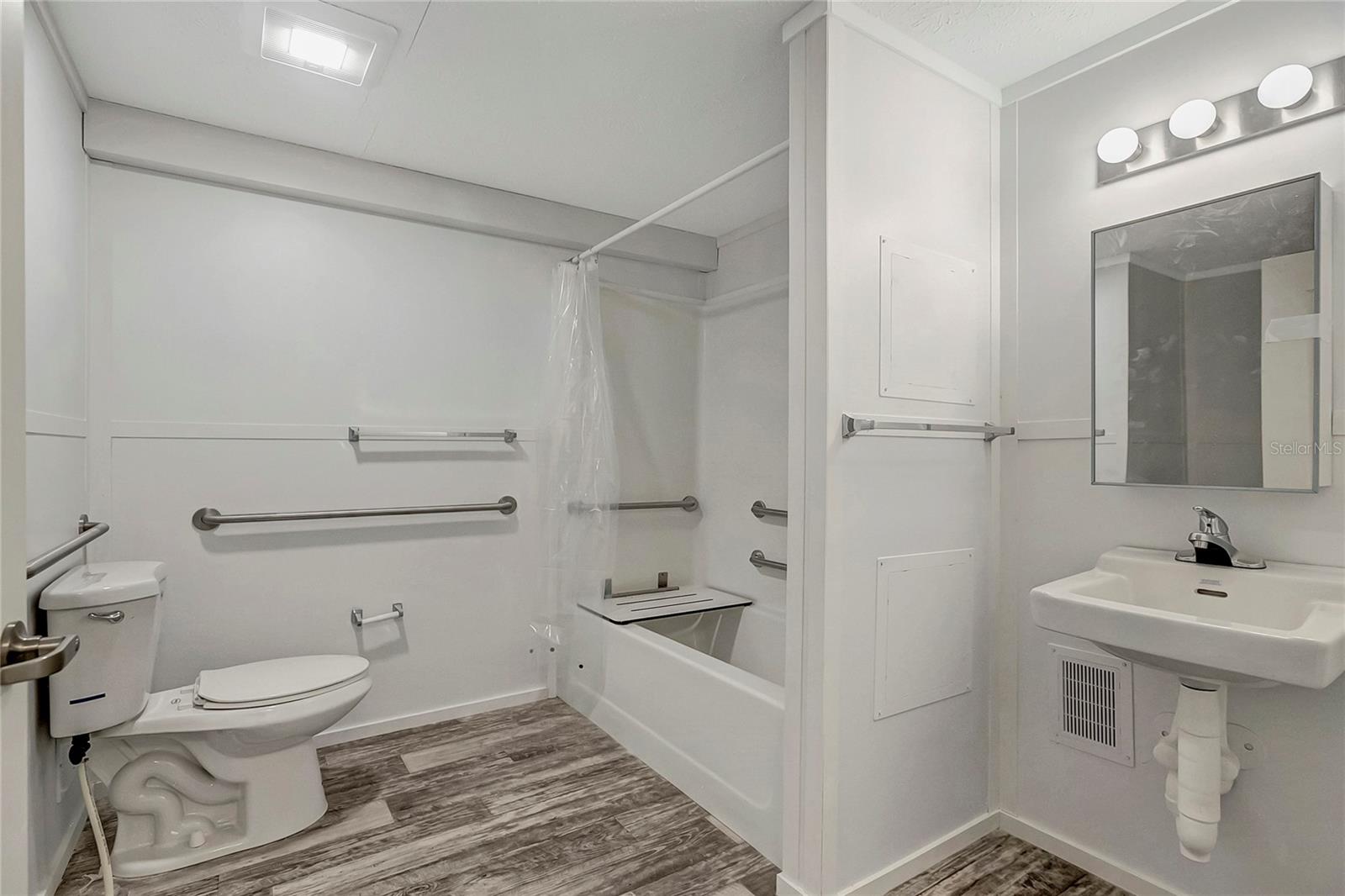 CASTAWAY ACRES UNREC - Residential