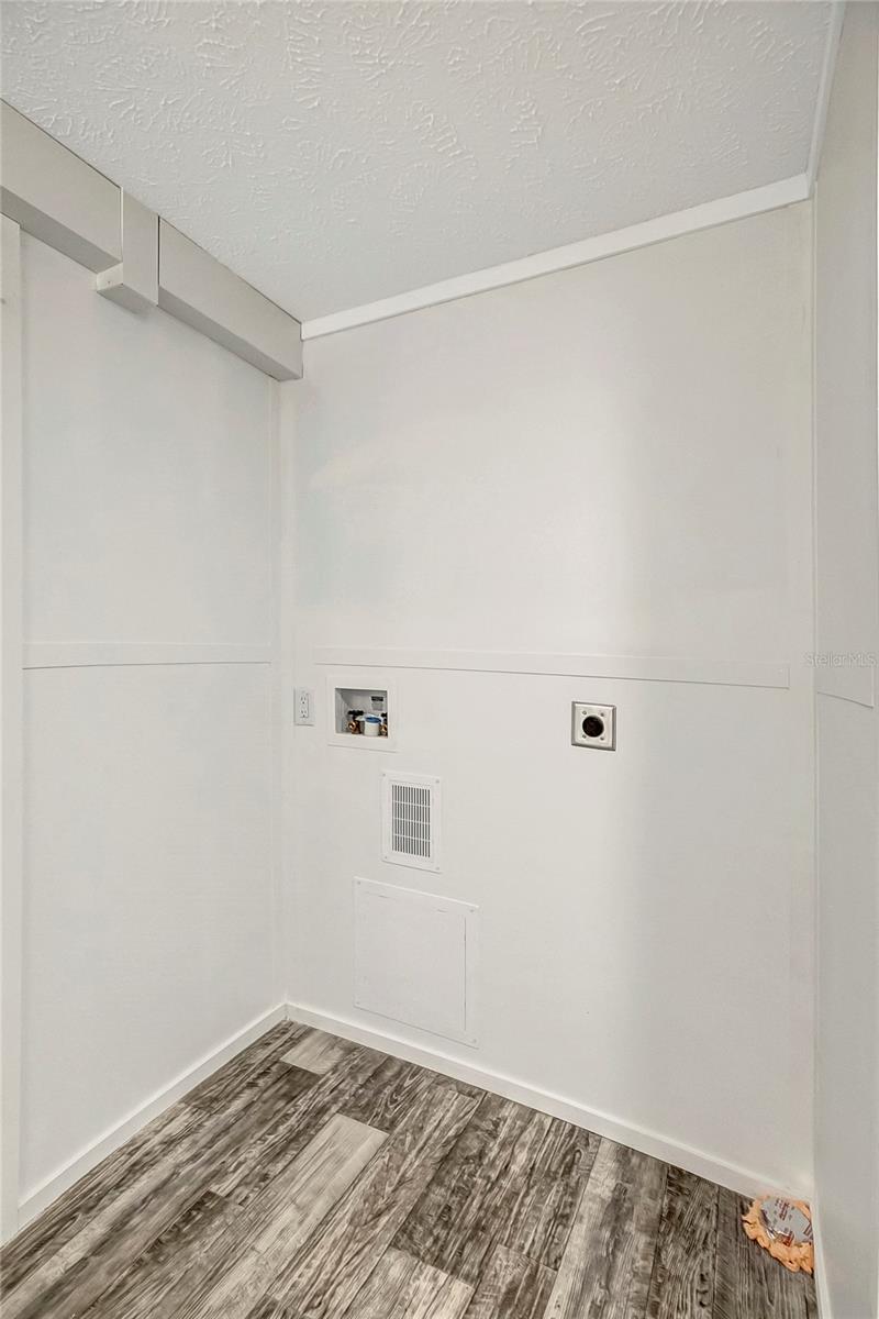 CASTAWAY ACRES UNREC - Residential