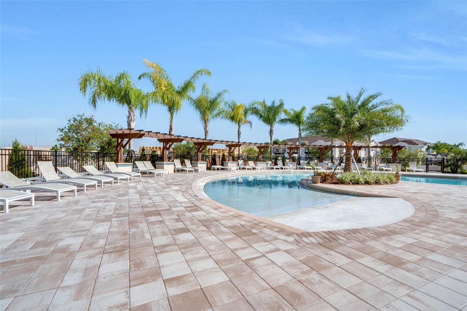 WEST LUCAYA VILLAGE - Residential