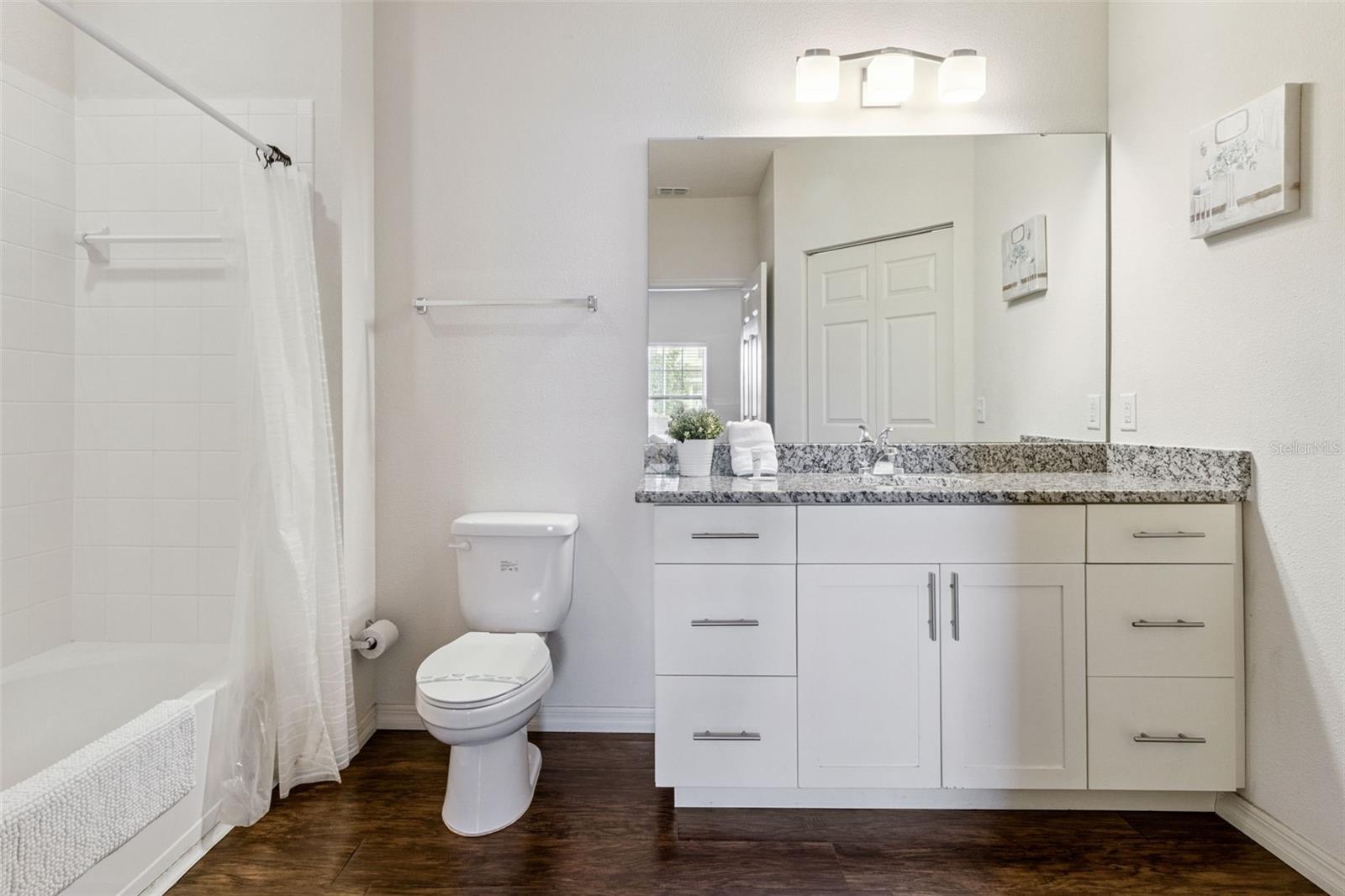 WEST LUCAYA VILLAGE - Residential