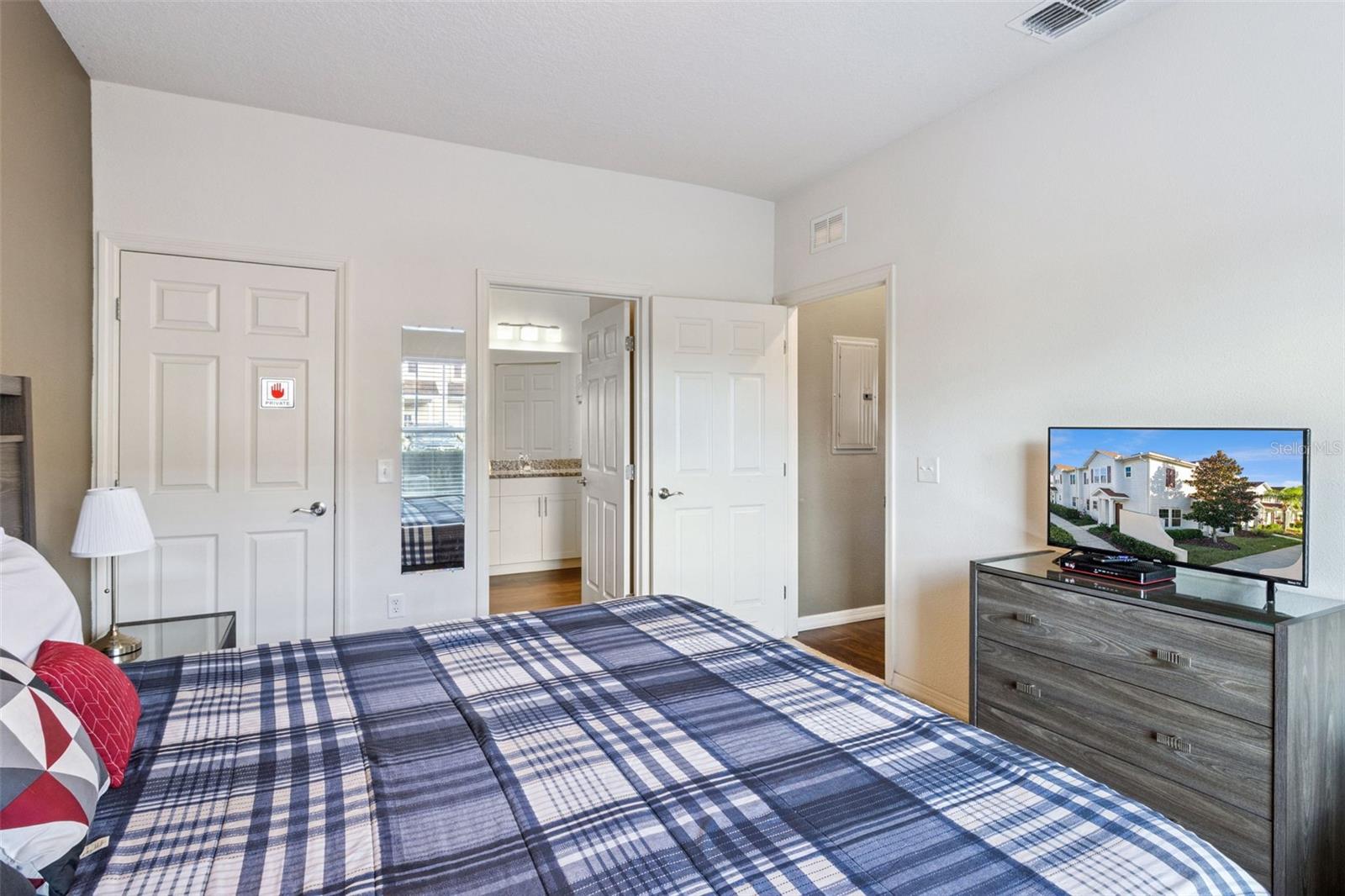 WEST LUCAYA VILLAGE - Residential