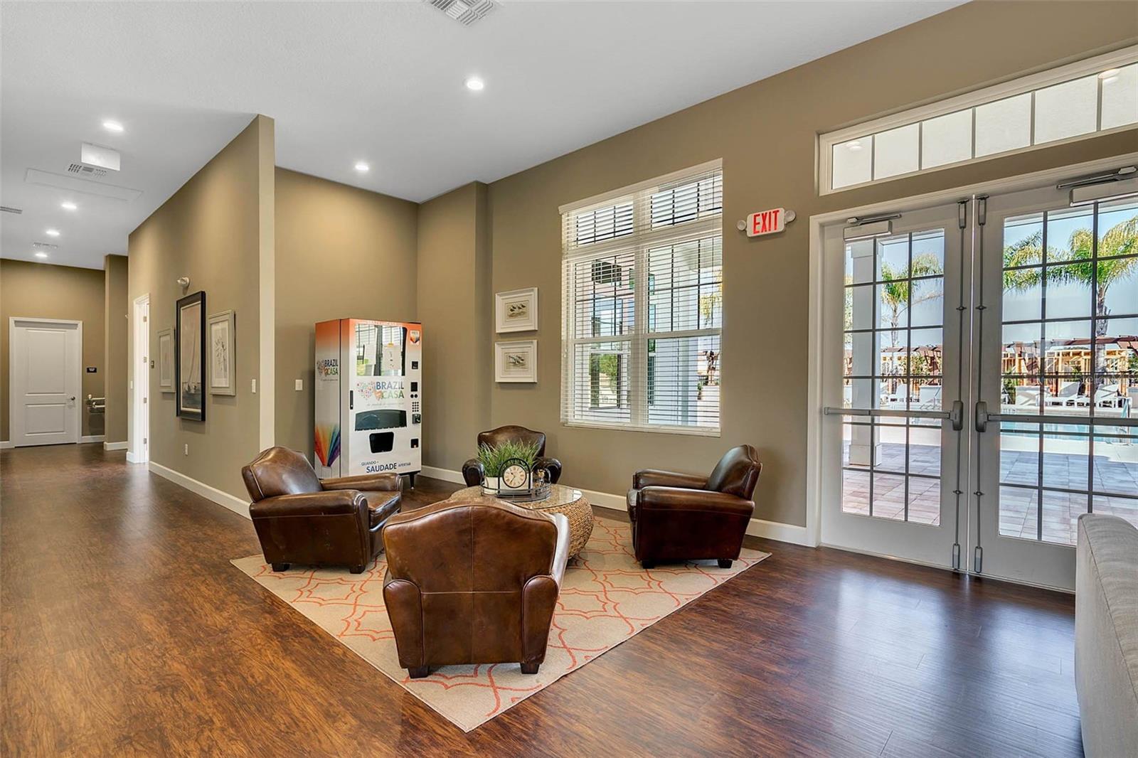 WEST LUCAYA VILLAGE - Residential