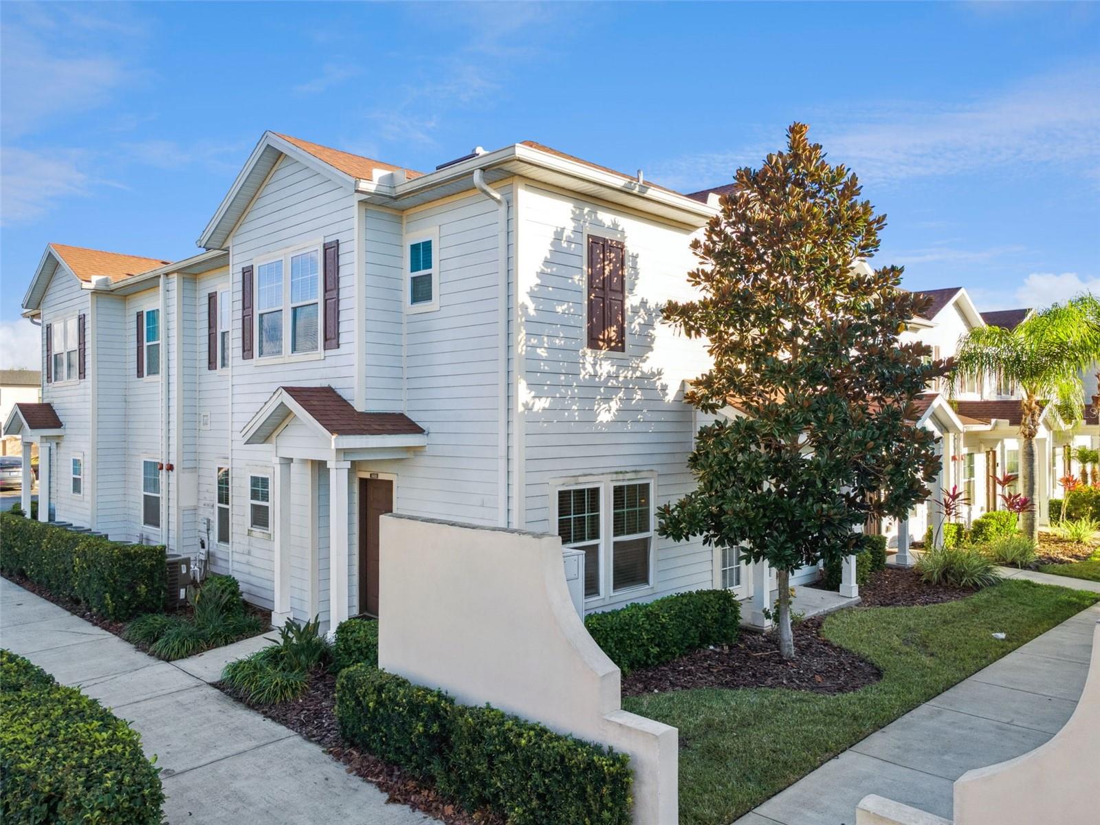 WEST LUCAYA VILLAGE - Residential