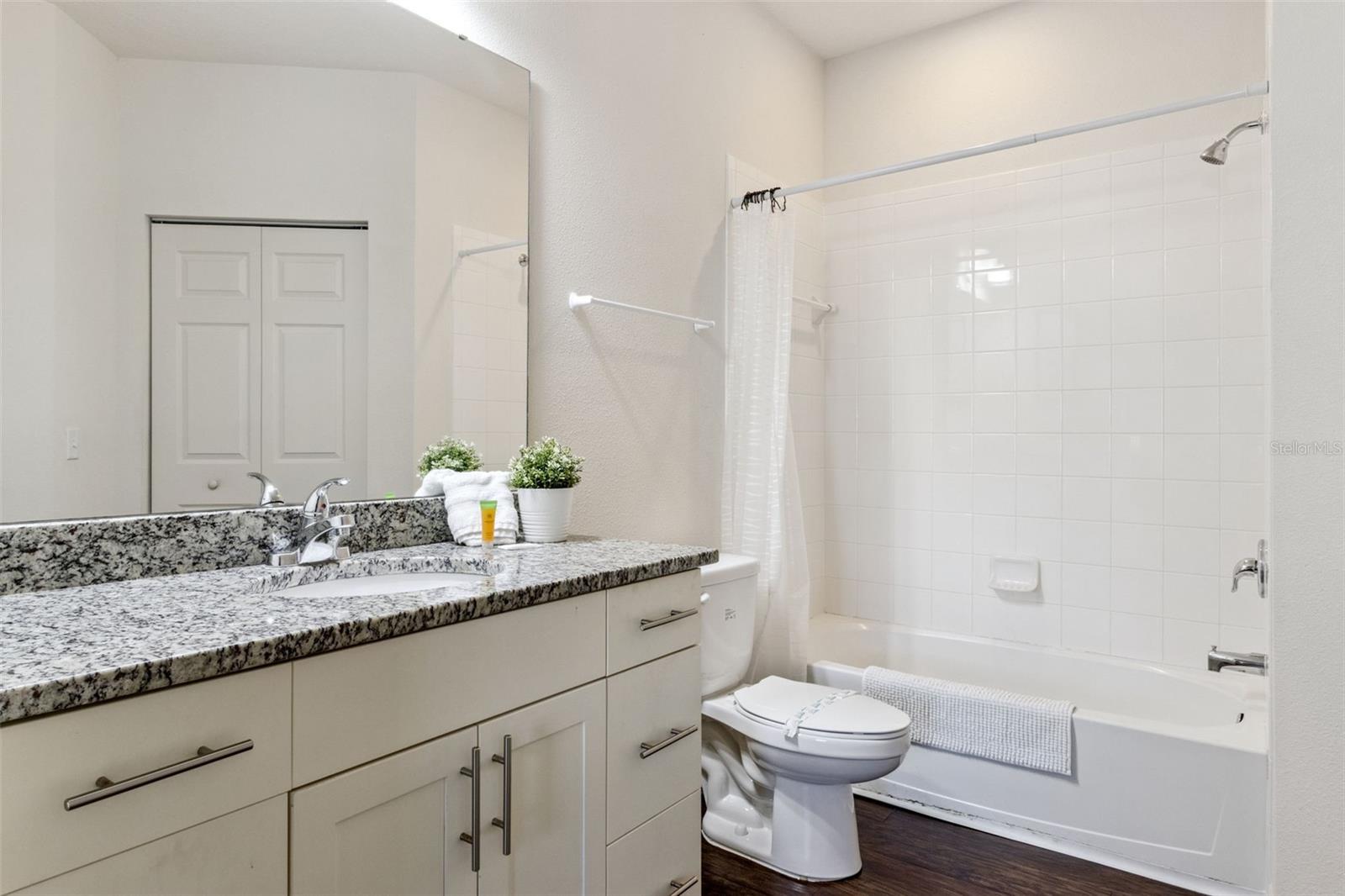 WEST LUCAYA VILLAGE - Residential