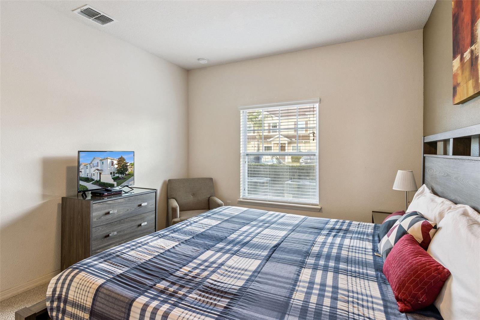 WEST LUCAYA VILLAGE - Residential