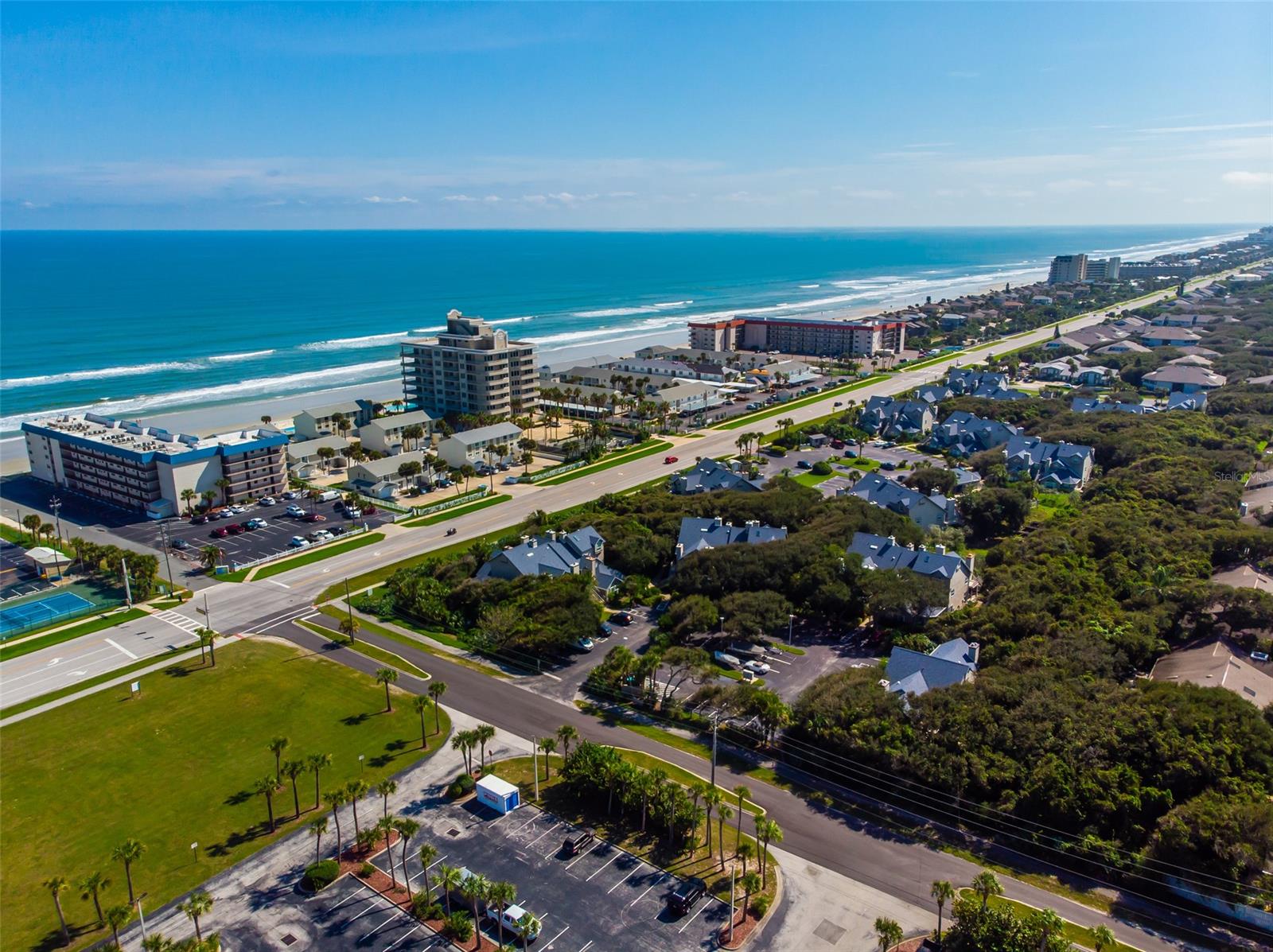 Sun Beach Club Condo Ph 01-03 - Residential