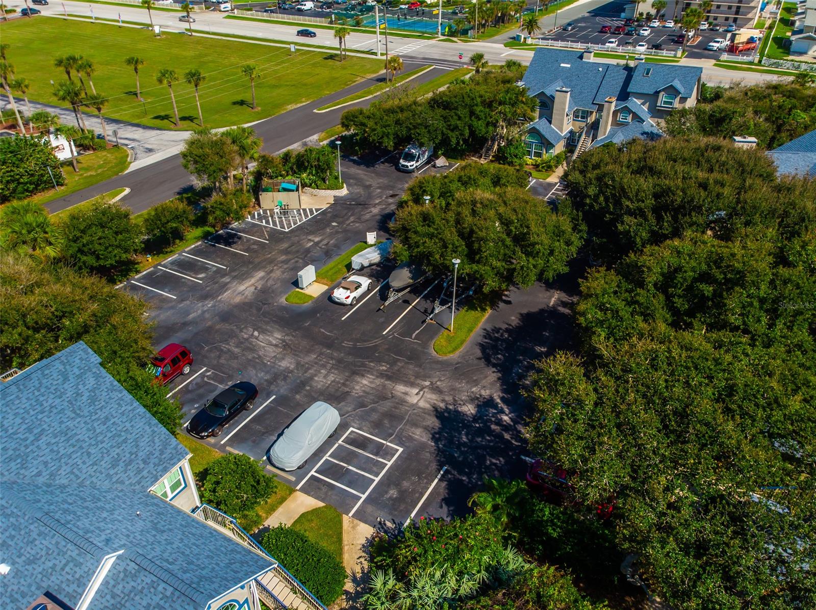 Sun Beach Club Condo Ph 01-03 - Residential