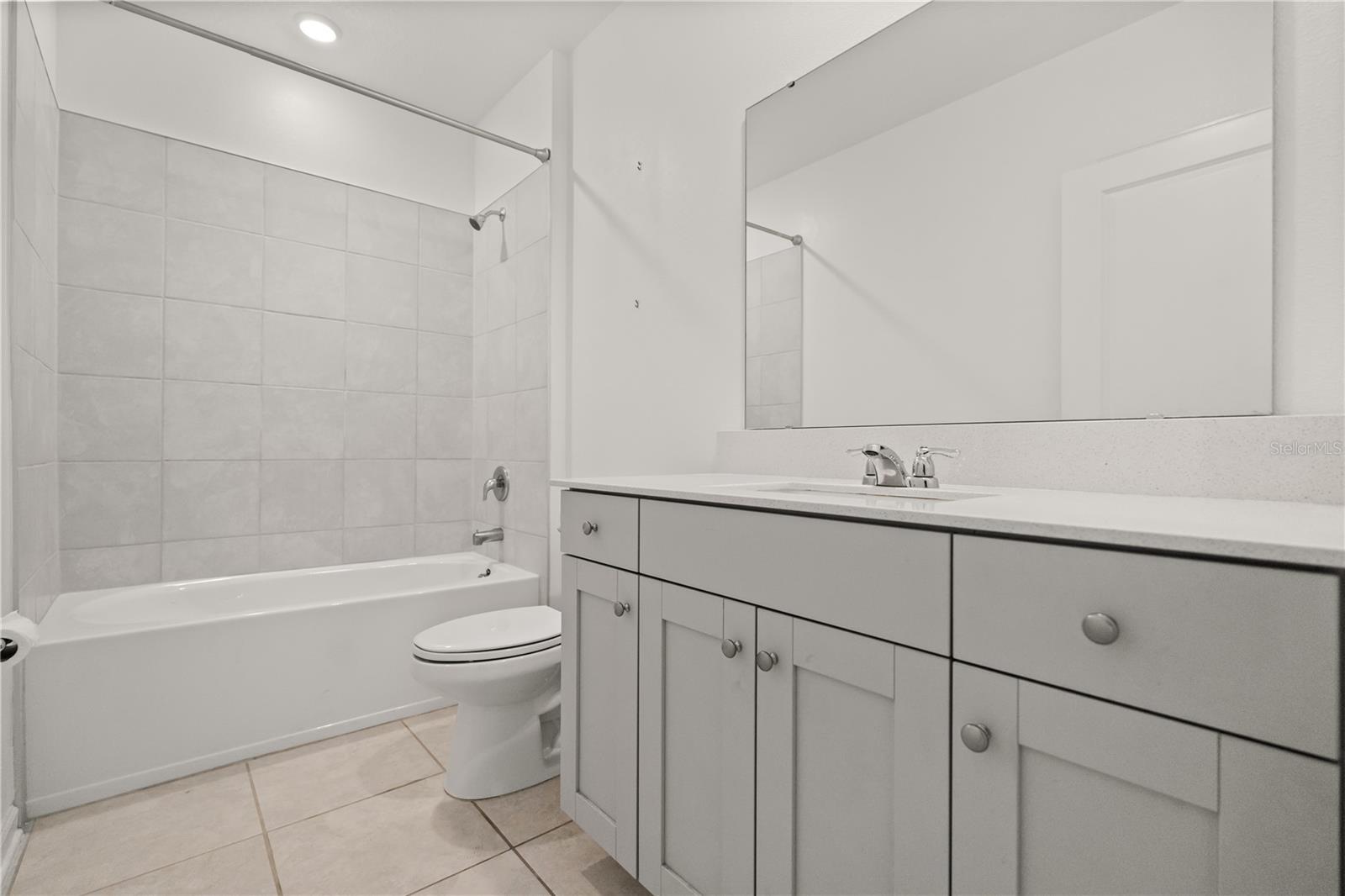 LAWSON DUNES SUB - Residential Lease