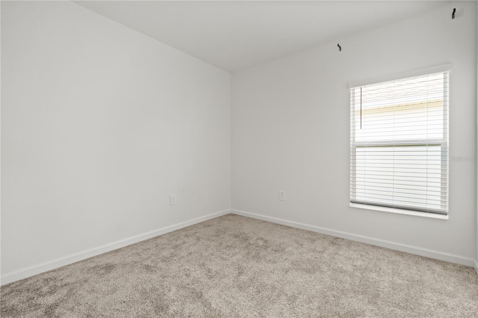 LAWSON DUNES SUB - Residential Lease