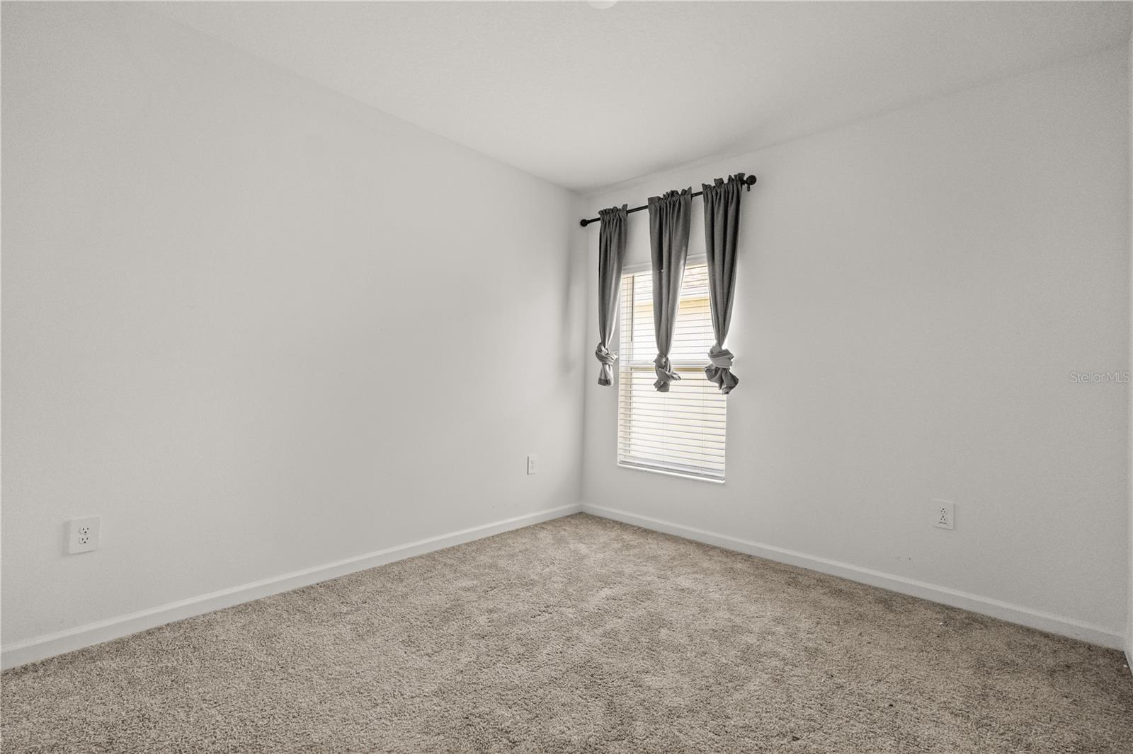 LAWSON DUNES SUB - Residential Lease