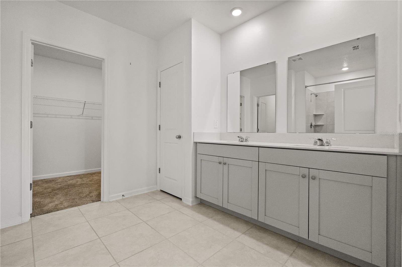 LAWSON DUNES SUB - Residential Lease