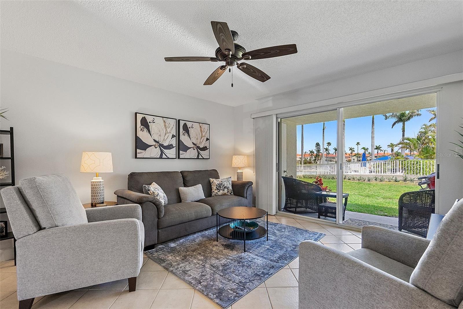 VISTA VERDE WEST - Residential