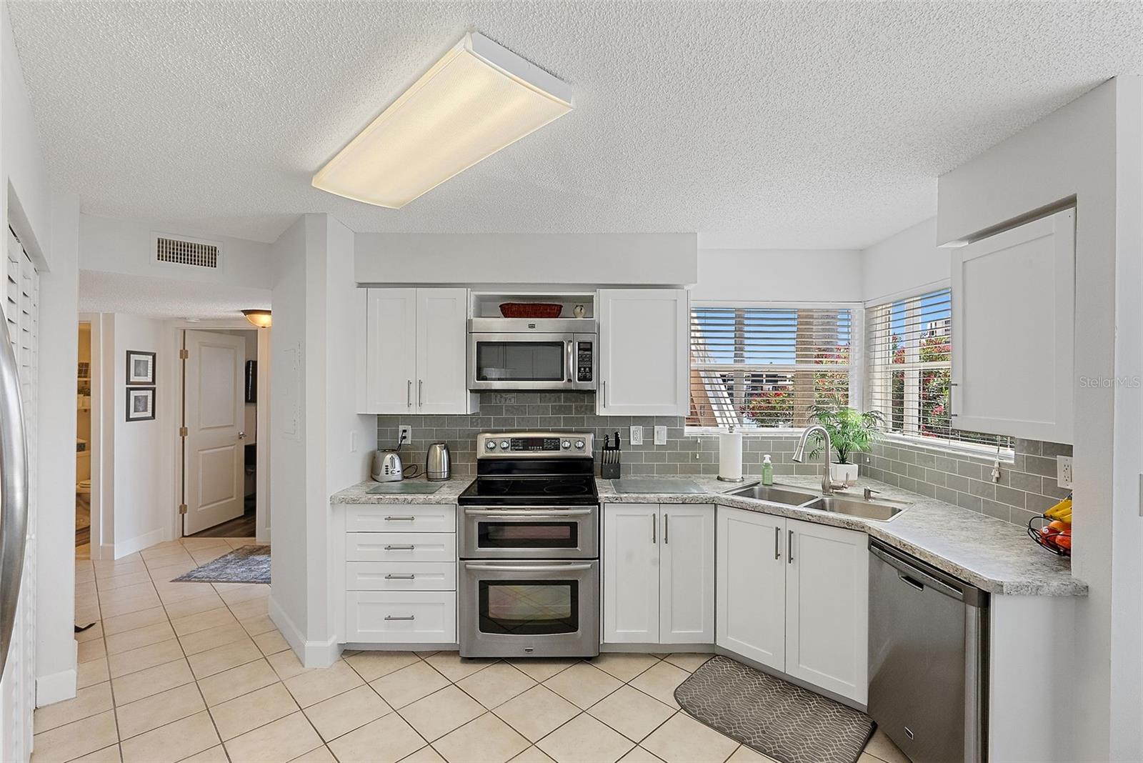 VISTA VERDE WEST - Residential