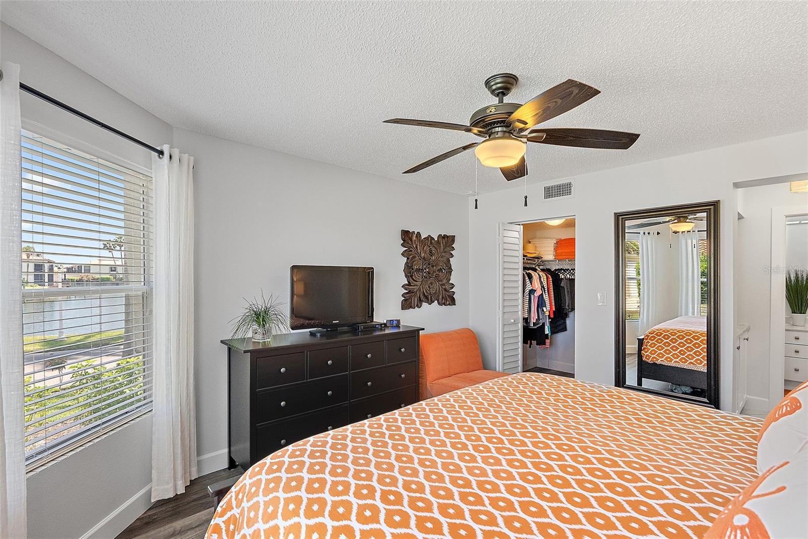 VISTA VERDE WEST - Residential