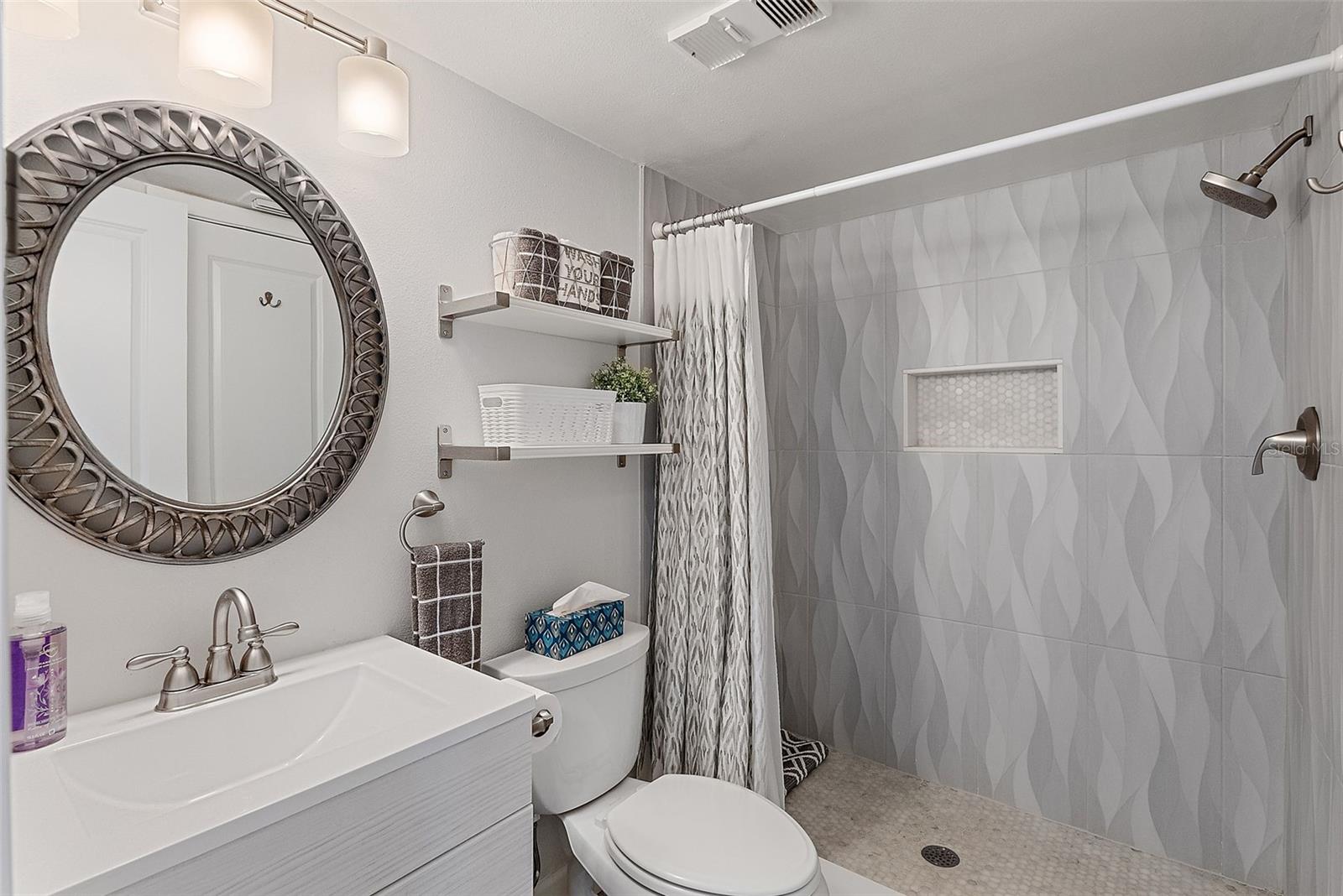 VISTA VERDE WEST - Residential