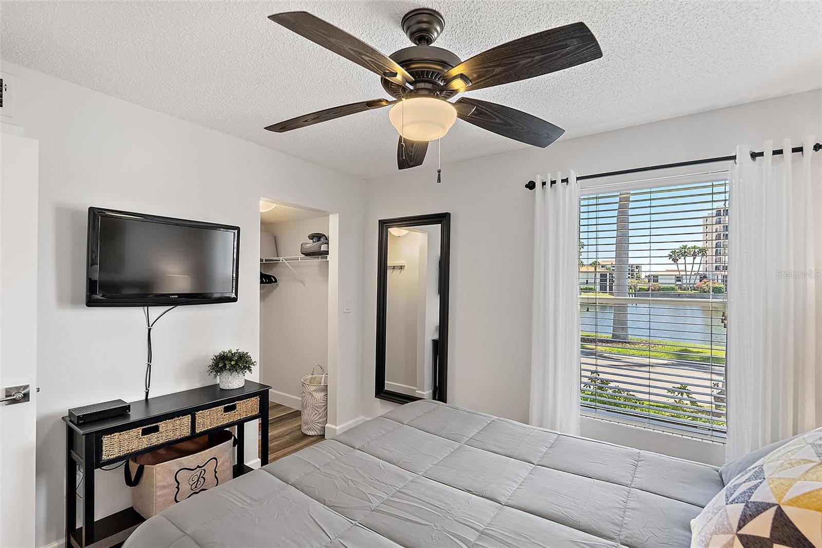 VISTA VERDE WEST - Residential