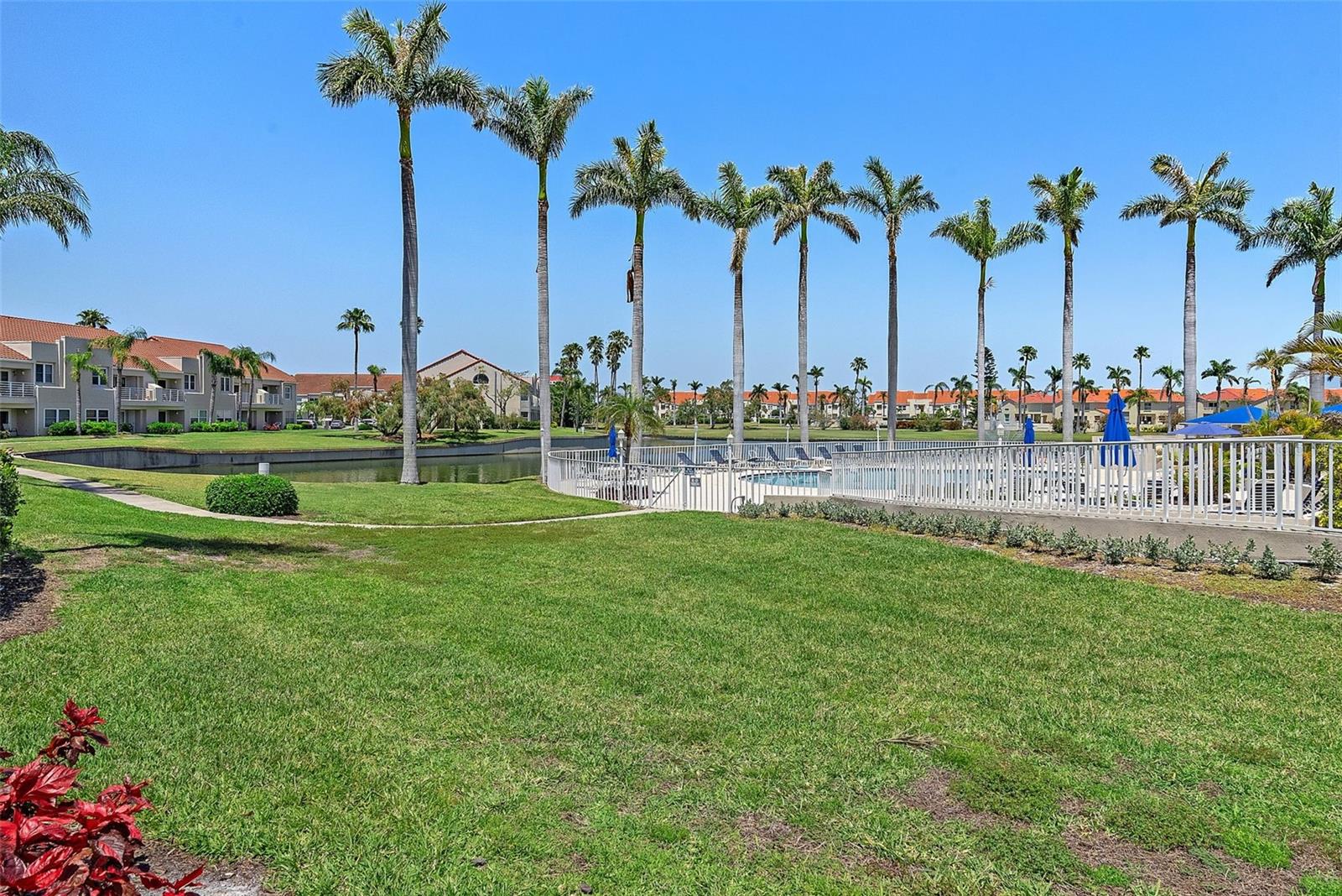 VISTA VERDE WEST - Residential