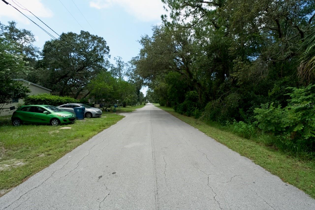 WEEKI WACHEE ACRES ADD - Land