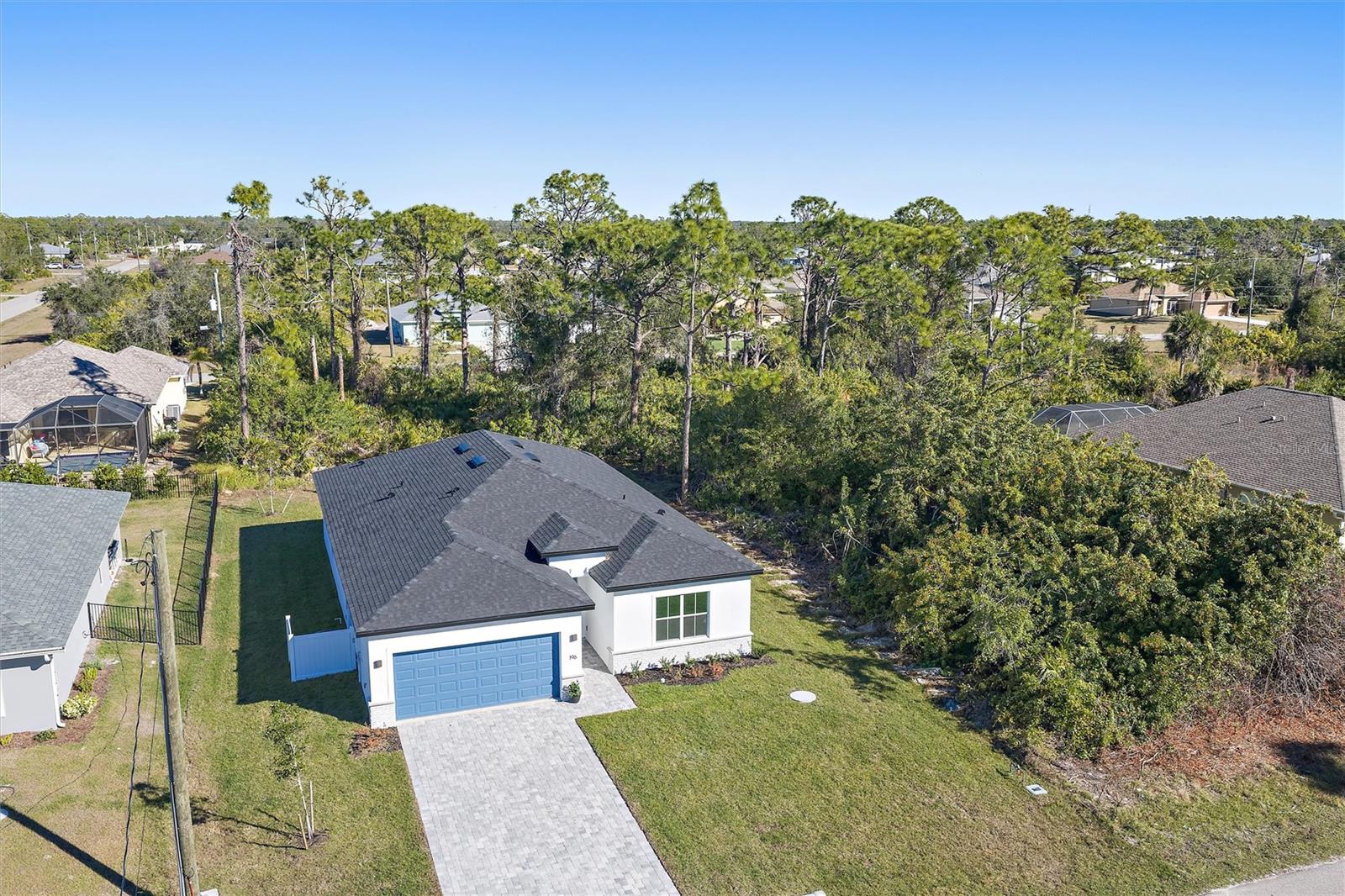 Picture for the property N6142527, 4 beds, 3 baths