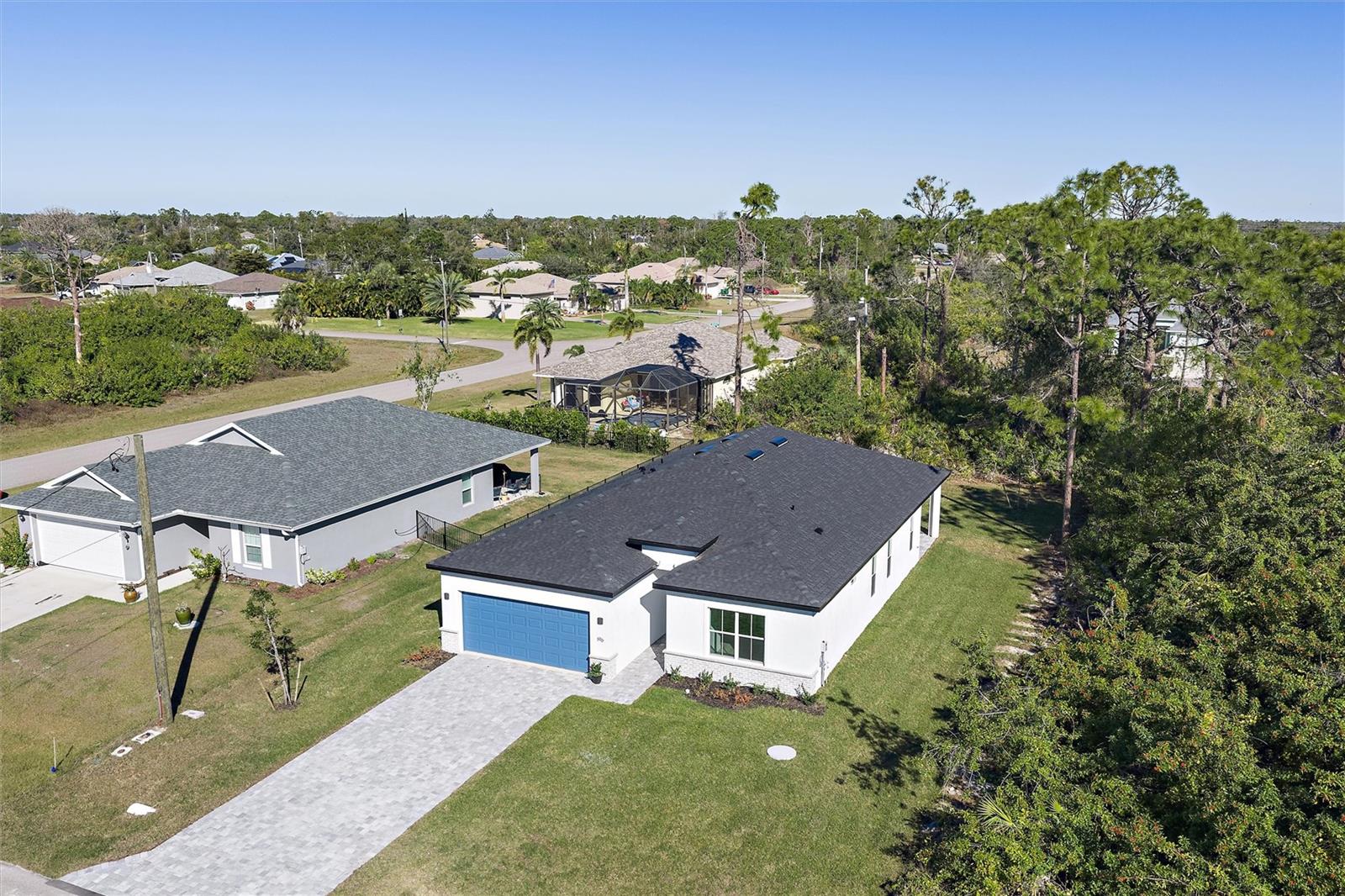 Picture for the property N6142527, 4 beds, 3 baths