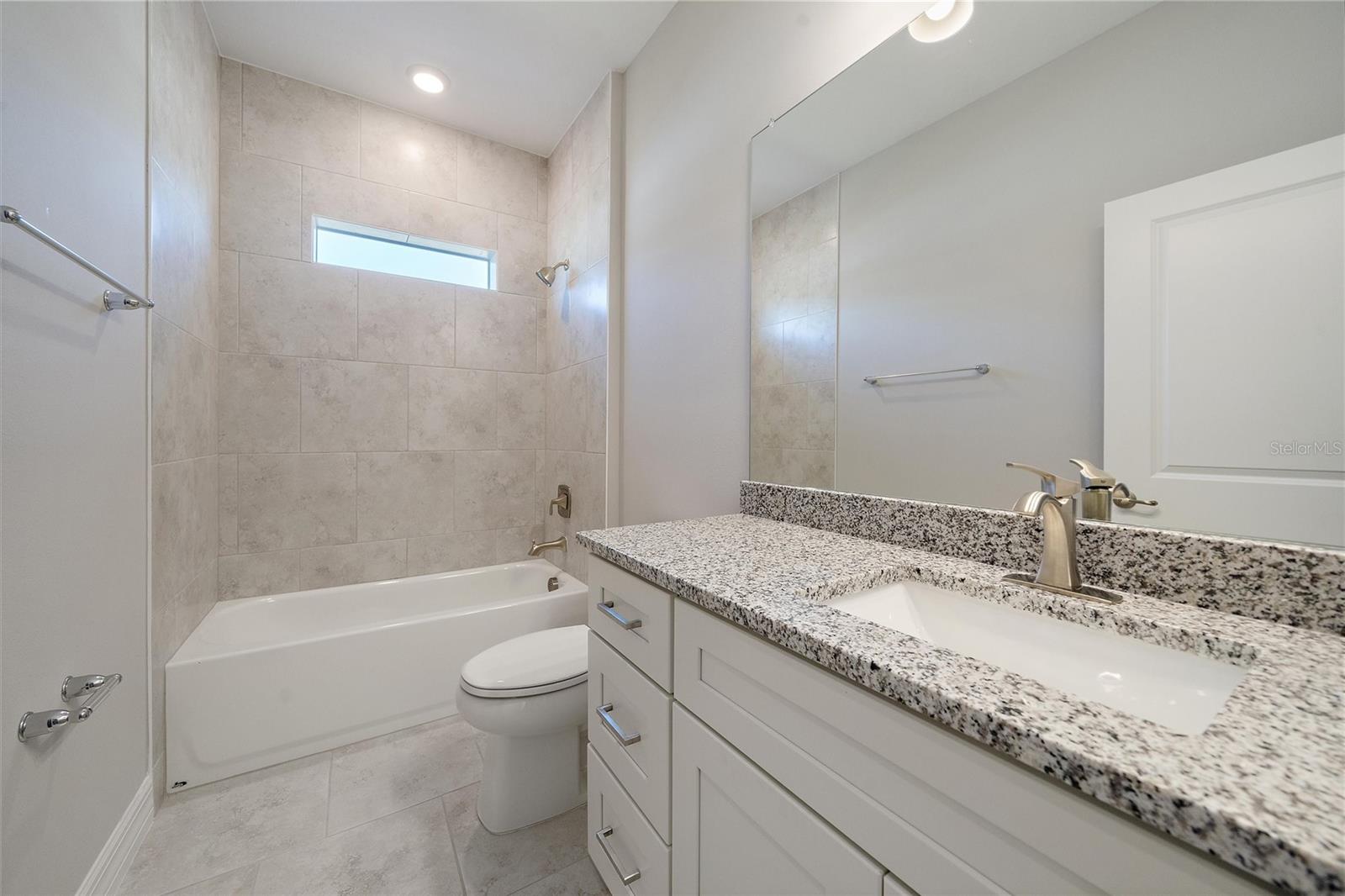 Picture for the property N6142527, 4 beds, 3 baths