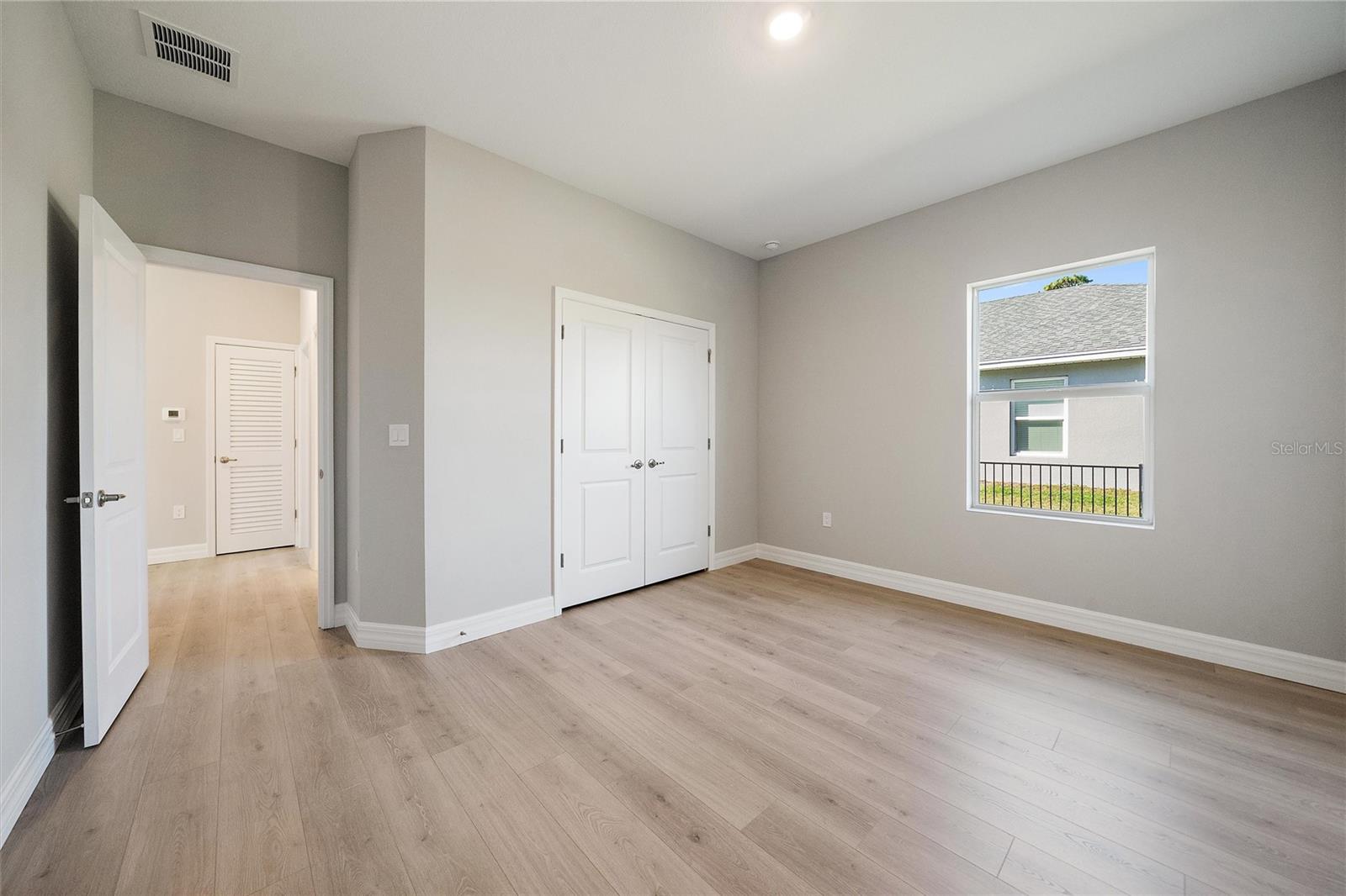 Picture for the property N6142527, 4 beds, 3 baths