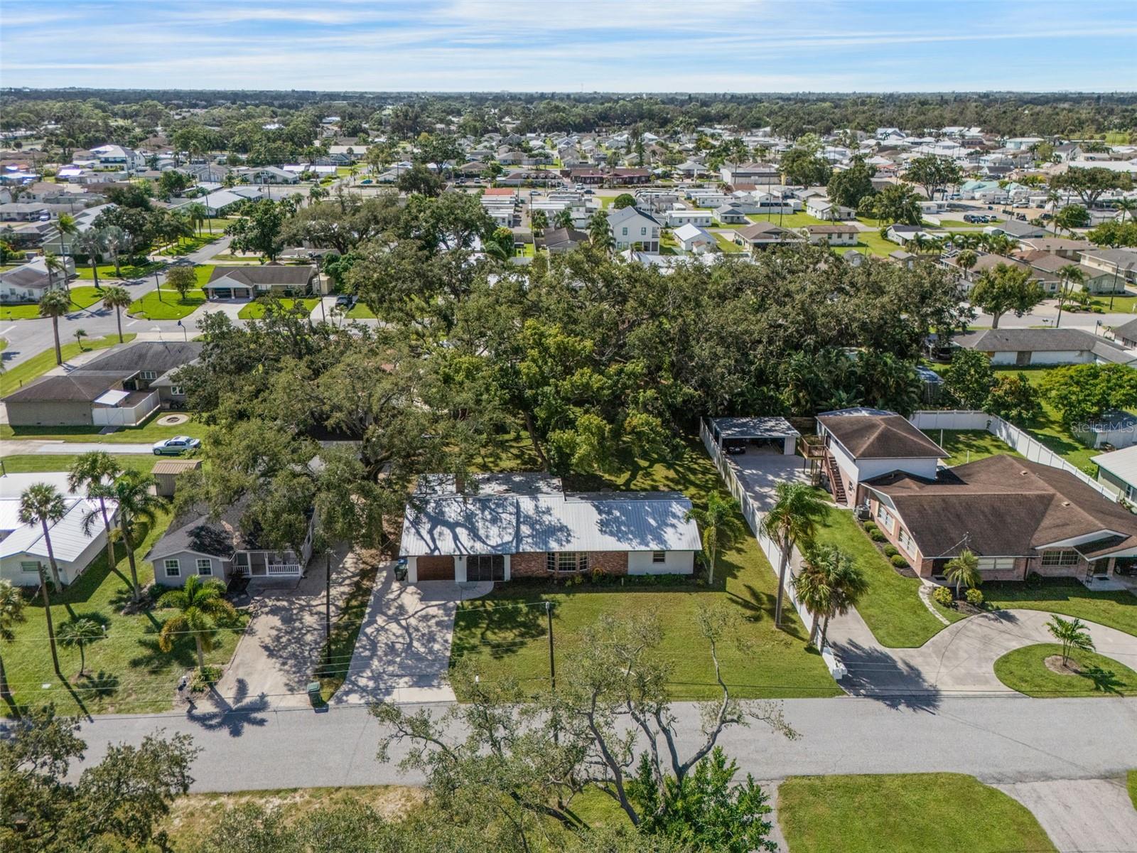 HOMECROFT - Residential