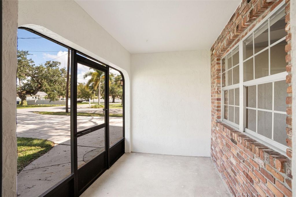 Photo of 3428 Hacienda Street, Sarasota, FL 34237 (MLS # A4668198)