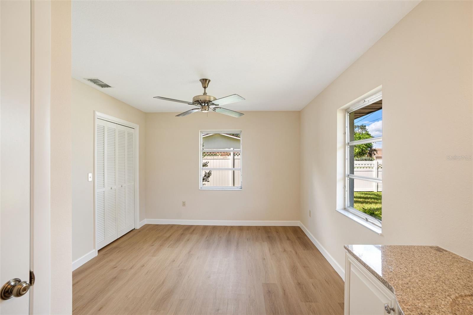 HOMECROFT - Residential