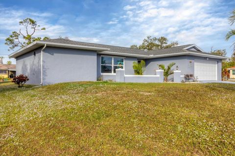 A home in PORT CHARLOTTE