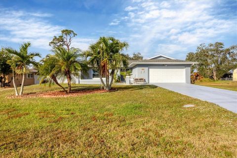 A home in PORT CHARLOTTE