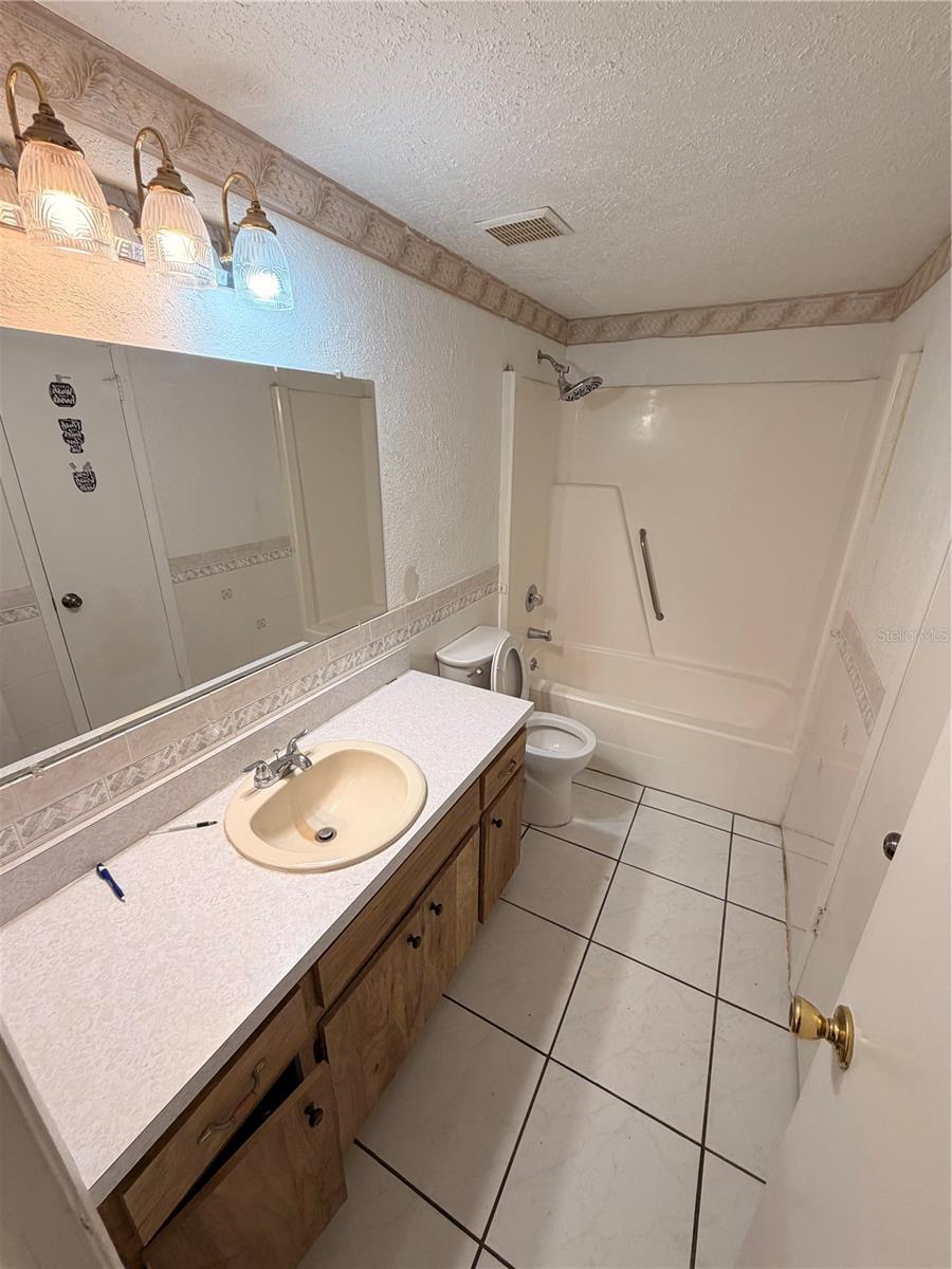 TIMBERLANE SUB UNIT 5 - Residential