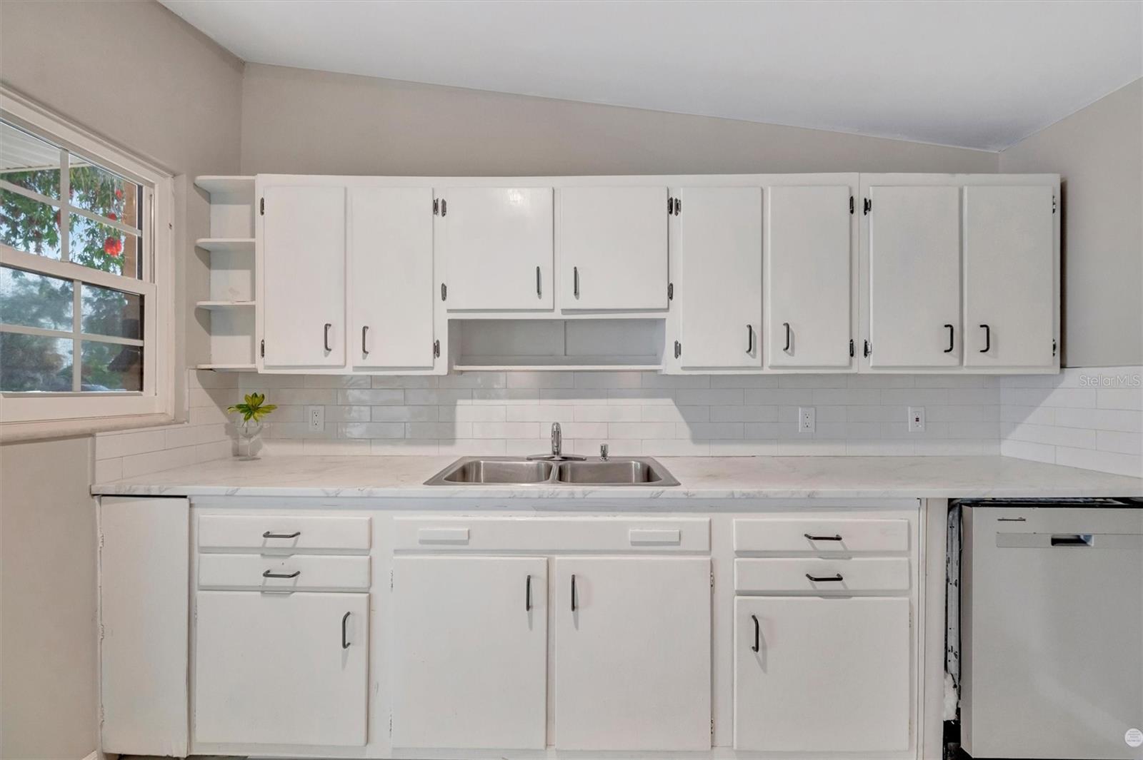 BAYSHORE GARDENS SEC 6 - Residential