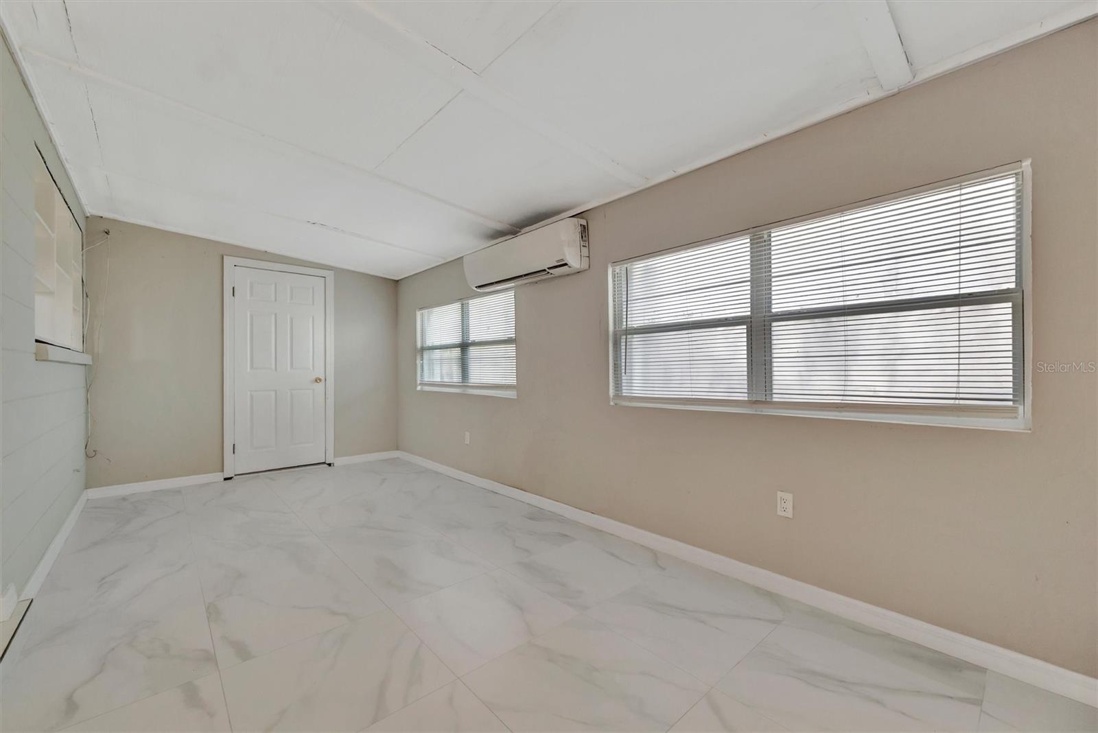 BAYSHORE GARDENS SEC 6 - Residential