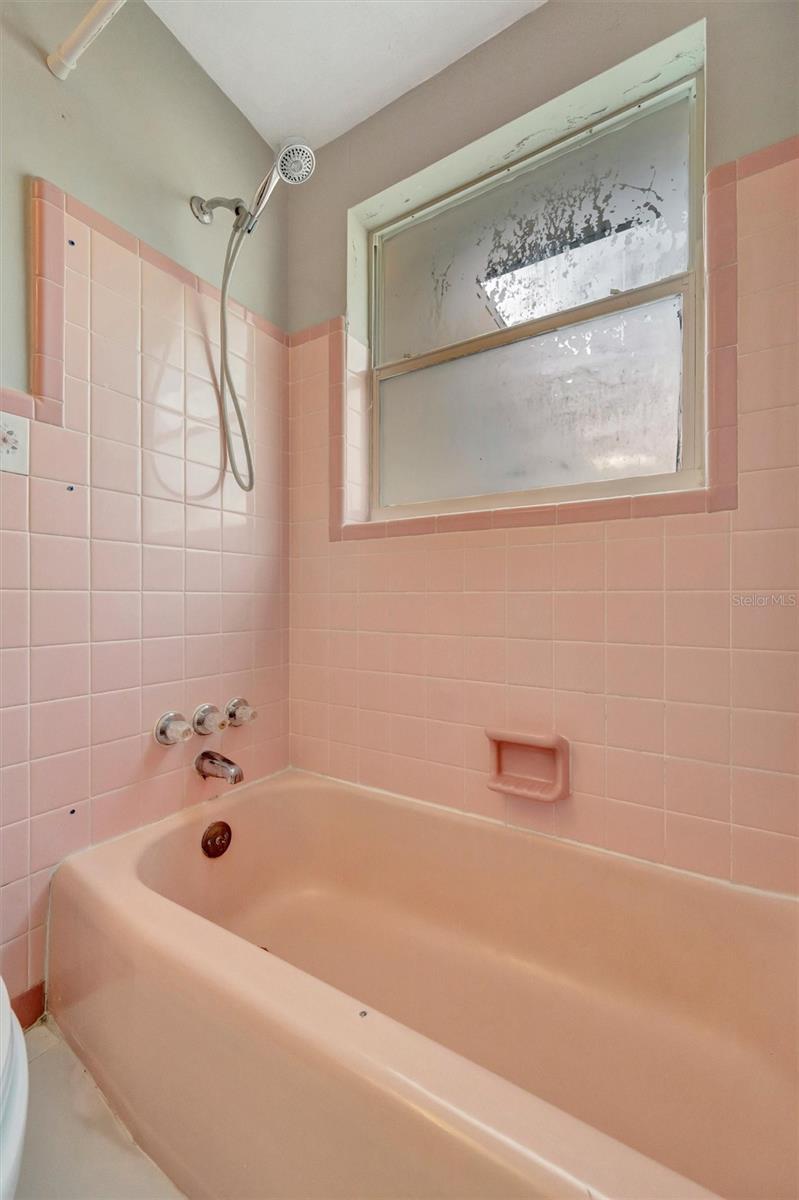 BAYSHORE GARDENS SEC 6 - Residential