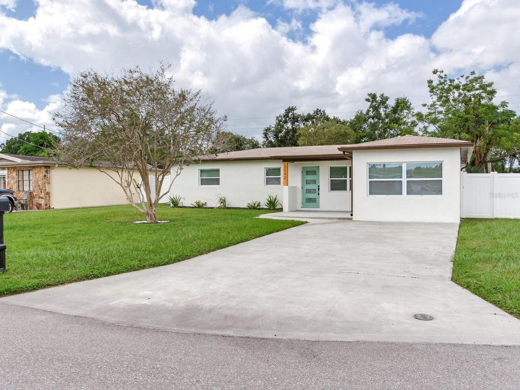 Photo of 2542 W Knollwood Street, Tampa, FL 33614 (MLS # TB8432954)