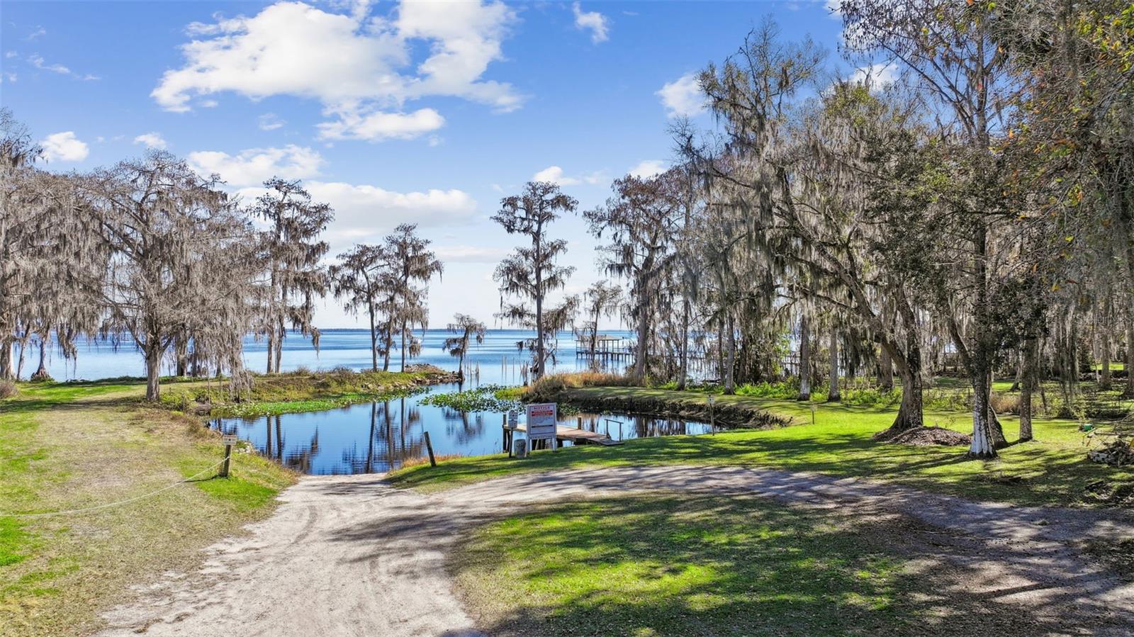 CHAR-LAR ESTATES - Residential