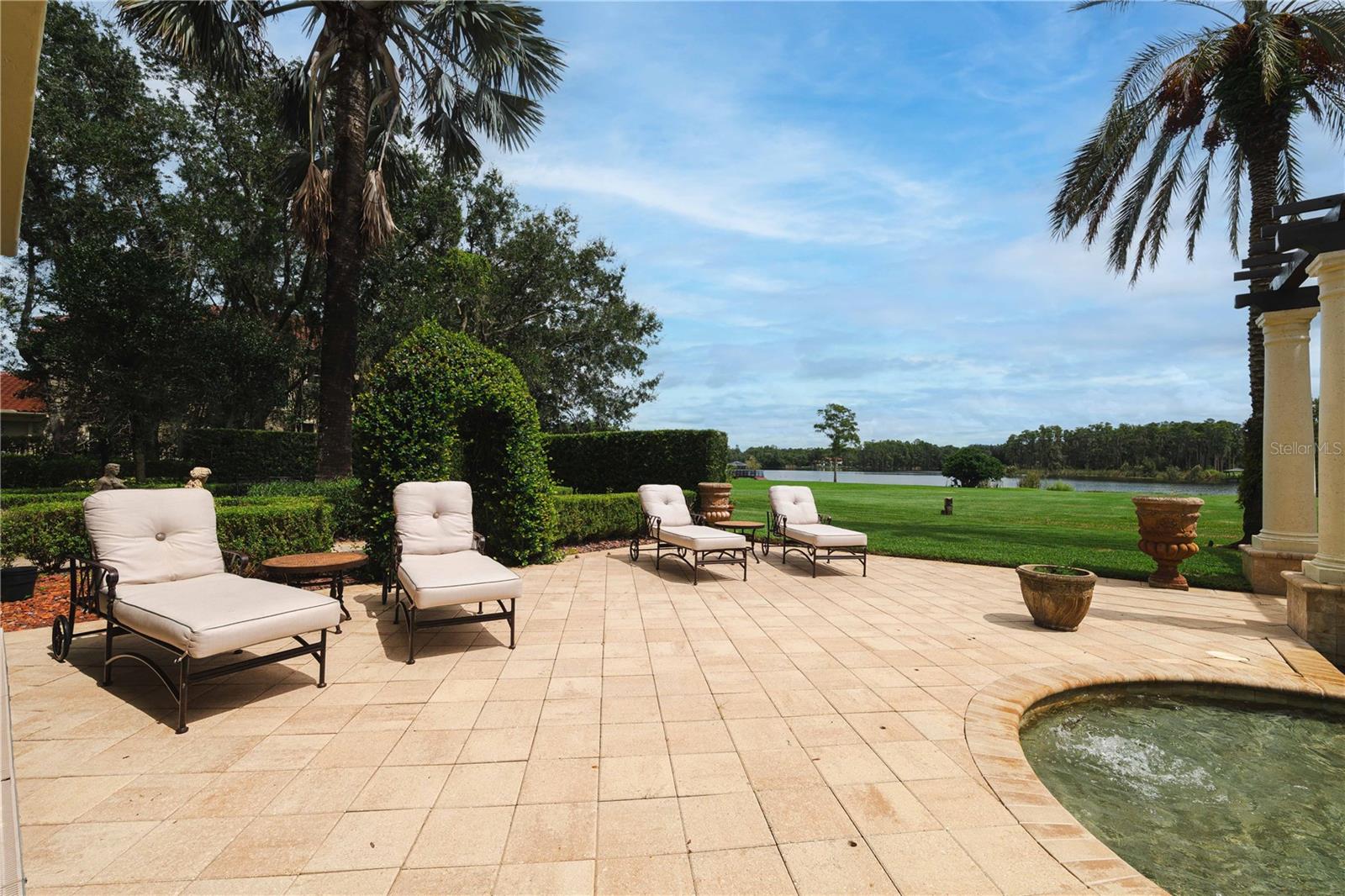 STEEPLECHASE - Residential