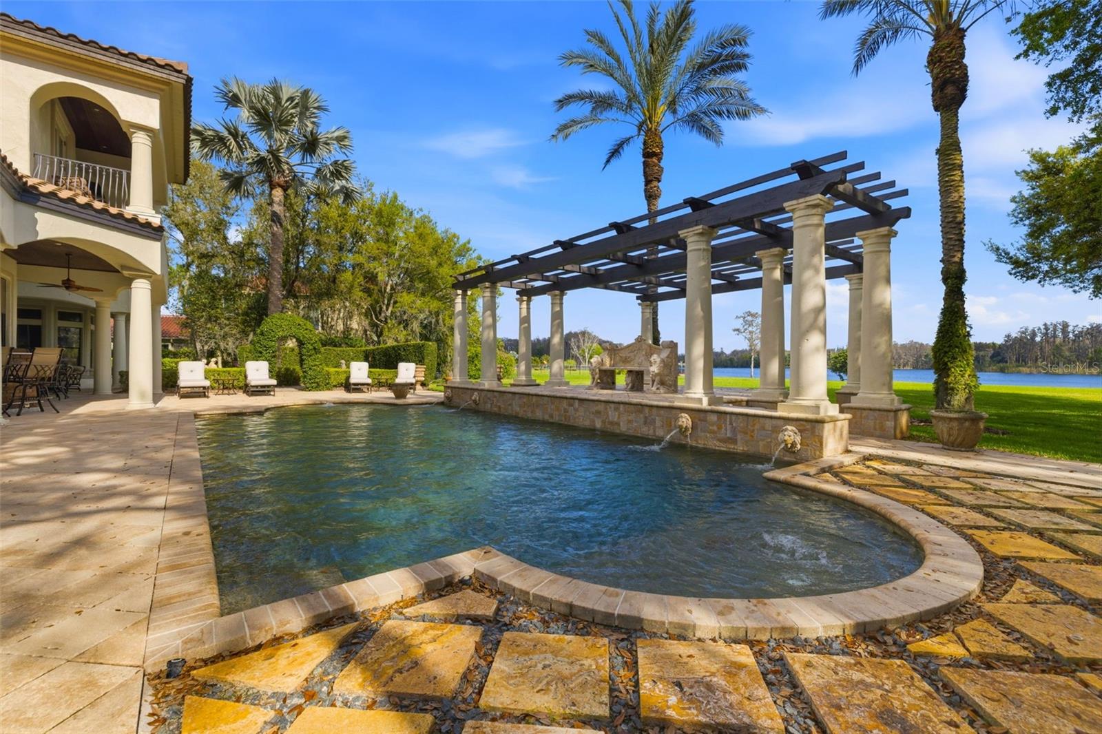 STEEPLECHASE - Residential