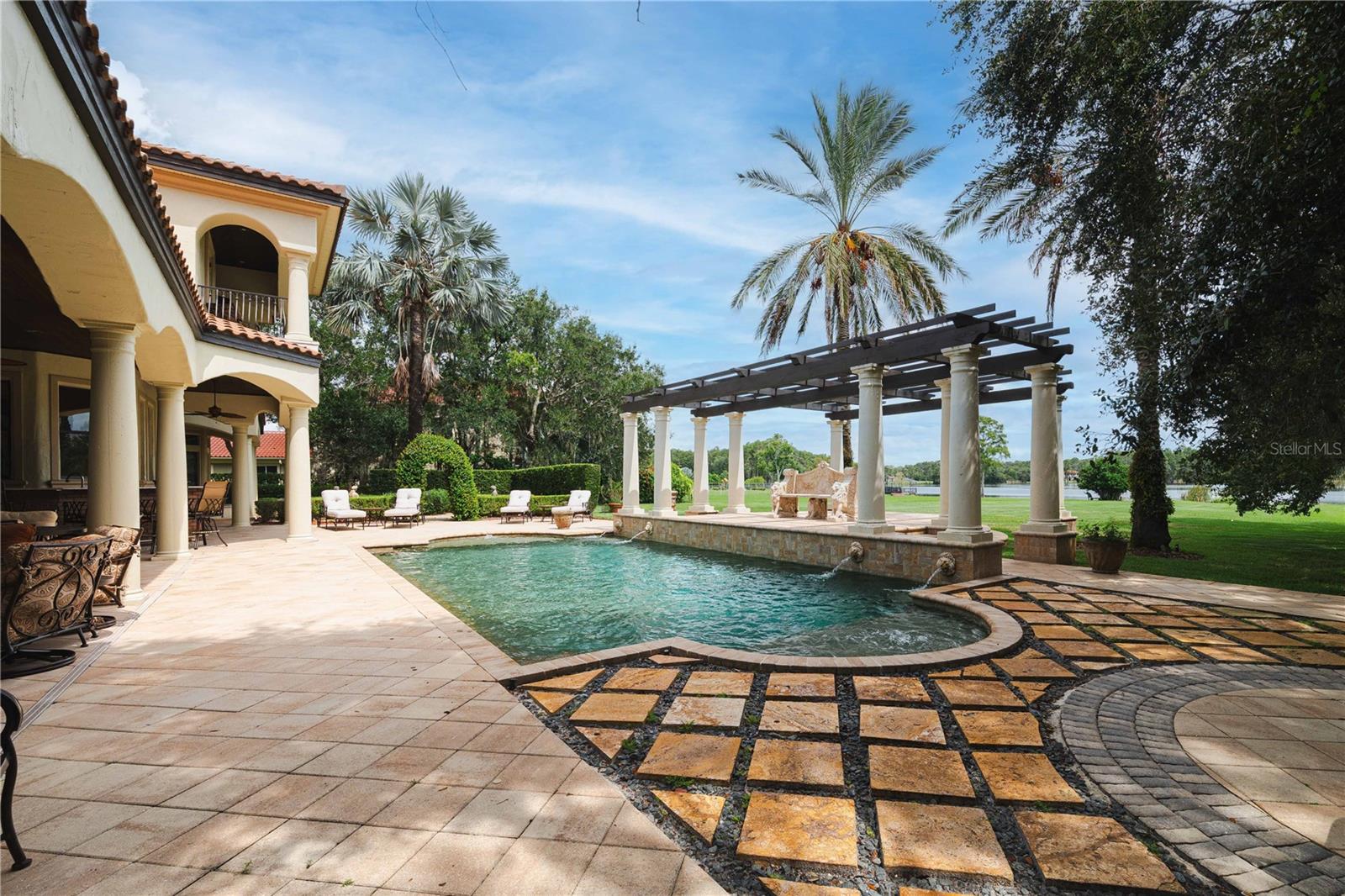 STEEPLECHASE - Residential