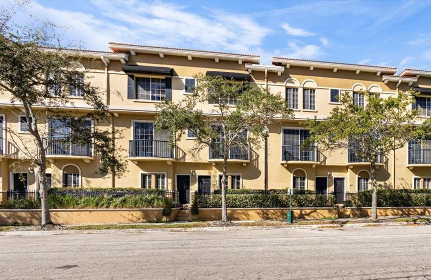 One or more photo(s) has been virtually staged. Welcome to your well-located South Tampa community zoned for A-rated schools: Grady, Coleman, and Plant. The neighborhood is set up for convenience—residents have access to a resort-style pool, with fitness center and updated large clubhouse with space to work, meet, or host friends.

Getting around is easy. You’re close to both Tampa International and St. Pete–Clearwater airports, downtown Tampa, downtown St. Pete, the beaches, and everyday spots for dining, errands, and entertainment.

The townhome offers 2 bedrooms and 2.5 baths with an attached garage plus carport. The layout is open on the main level, with a half bathroom, making it easy to cook, relax, or have guests over. Kitchen includes granite counters, stainless appliances, and plenty of cabinet space.

Upstairs, both bedrooms have their own full bathrooms and good walk-in closet space. There’s no carpet in the bedrooms, and the main floor has updated flooring. You’ll also find high ceilings, ceiling fans, and an in-unit washer and dryer.

HOA covers exterior maintenance, landscaping, and trash, so you don’t have to deal with upkeep. Pet friendly community.

If you want a low-maintenance place in a central location with solid amenities, this checks the boxes.