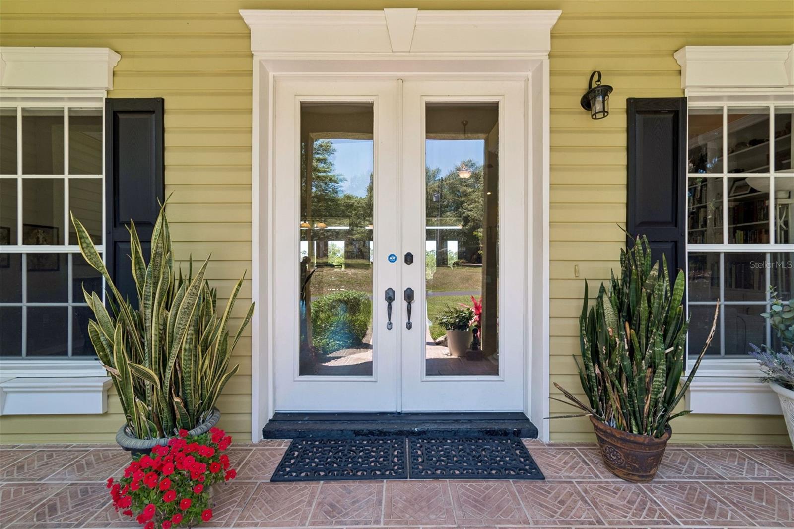 22535 SKYVIEW CIRCLE