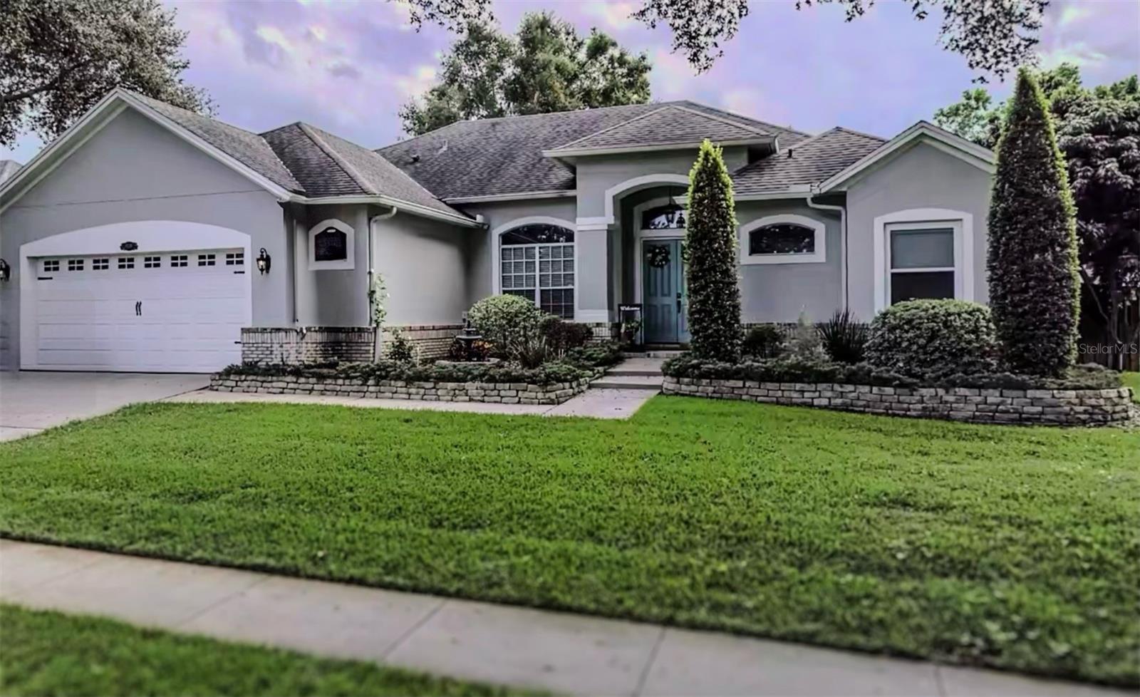 VINELAND OAKS - Residential